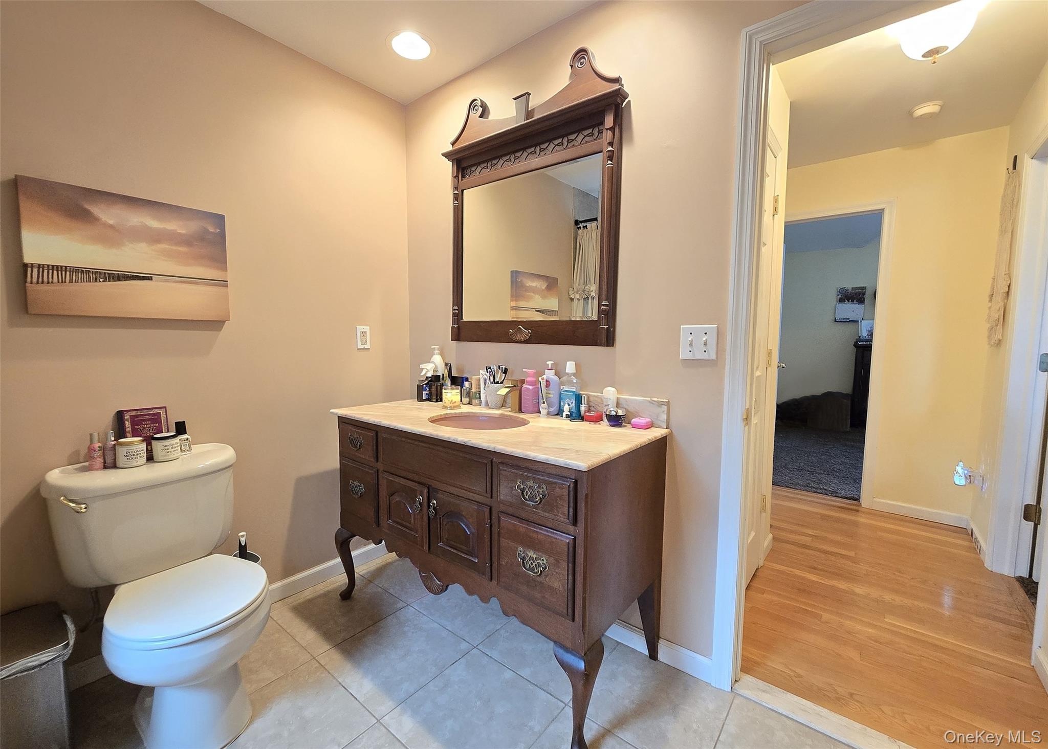 199 Connetquot Avenue, East Islip, NY 11730