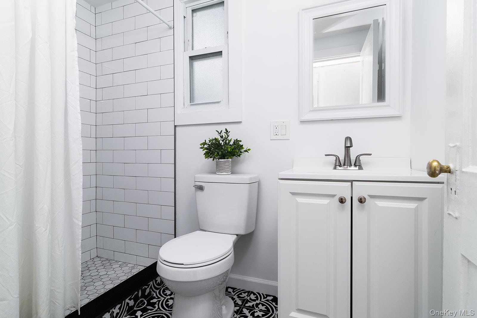 103 W Erie Street, Blauvelt, NY 10913