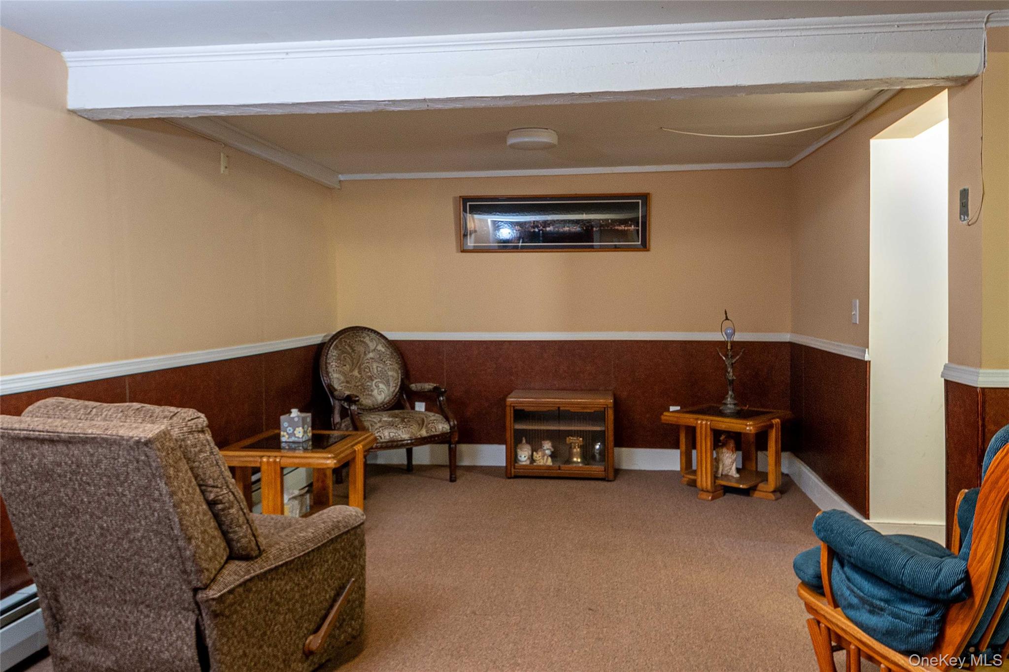 216 Hoyt Street, Port Ewen, NY 12466