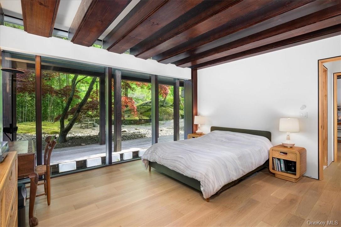 971 Fenimore Road, Larchmont, NY 10538