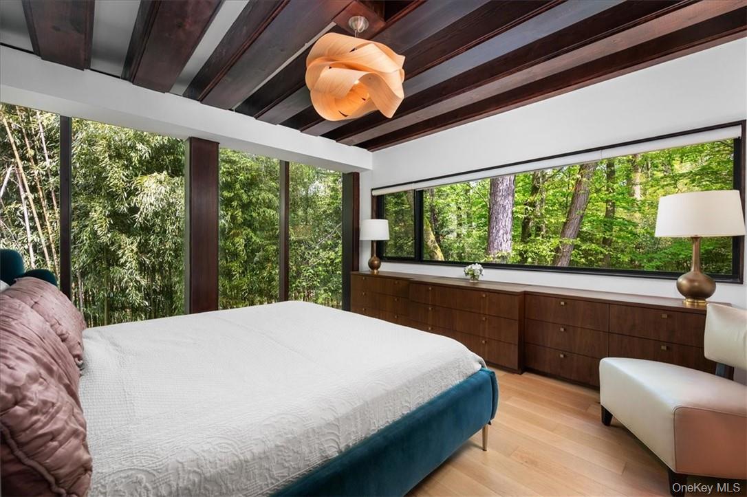 971 Fenimore Road, Larchmont, NY 10538