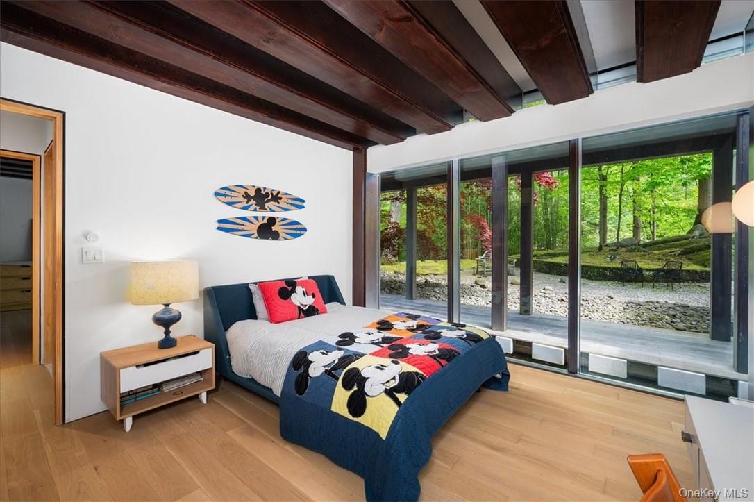 971 Fenimore Road, Larchmont, NY 10538