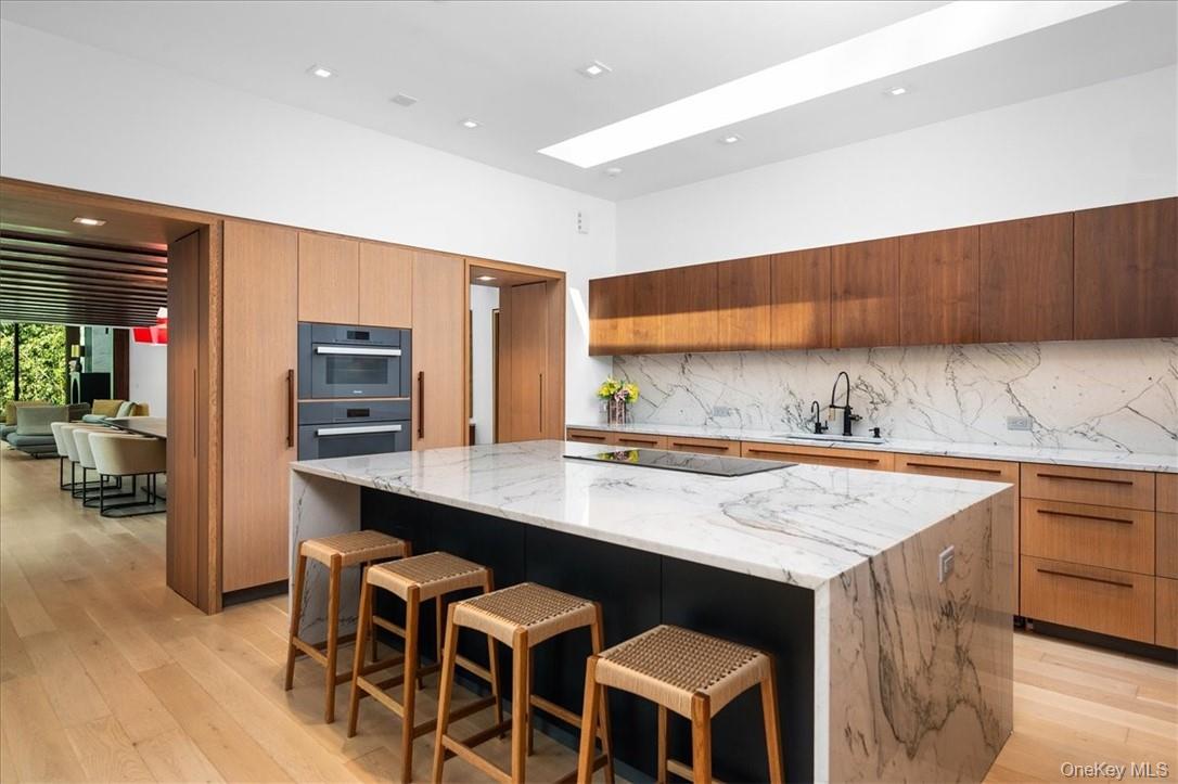 971 Fenimore Road, Larchmont, NY 10538