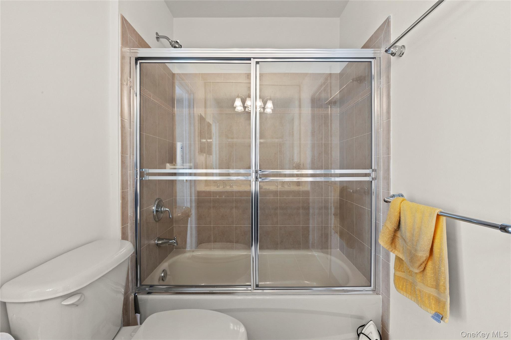 33 Pinehurst Drive, Mount Sinai, NY 11766