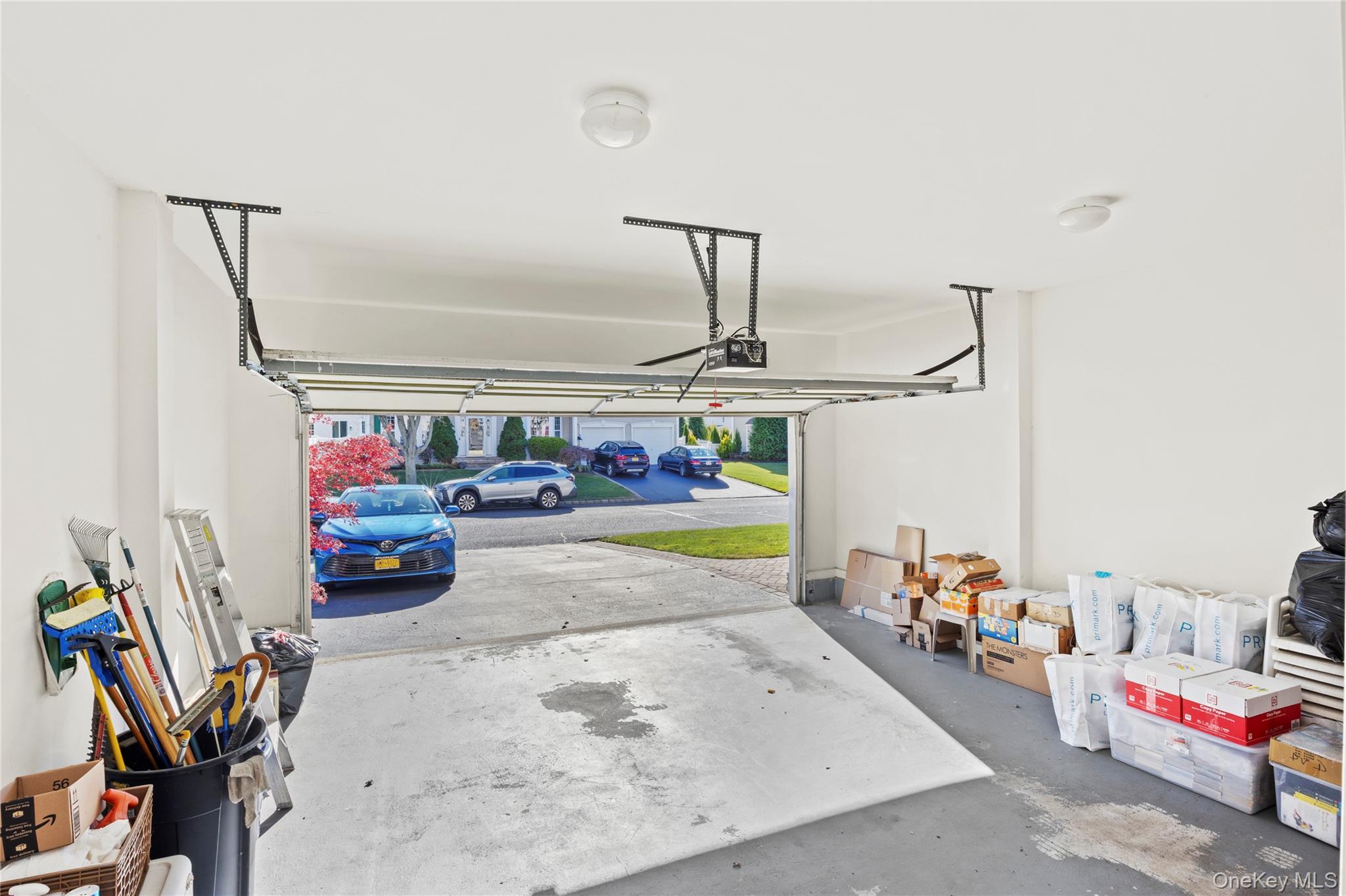 33 Pinehurst Drive, Mount Sinai, NY 11766