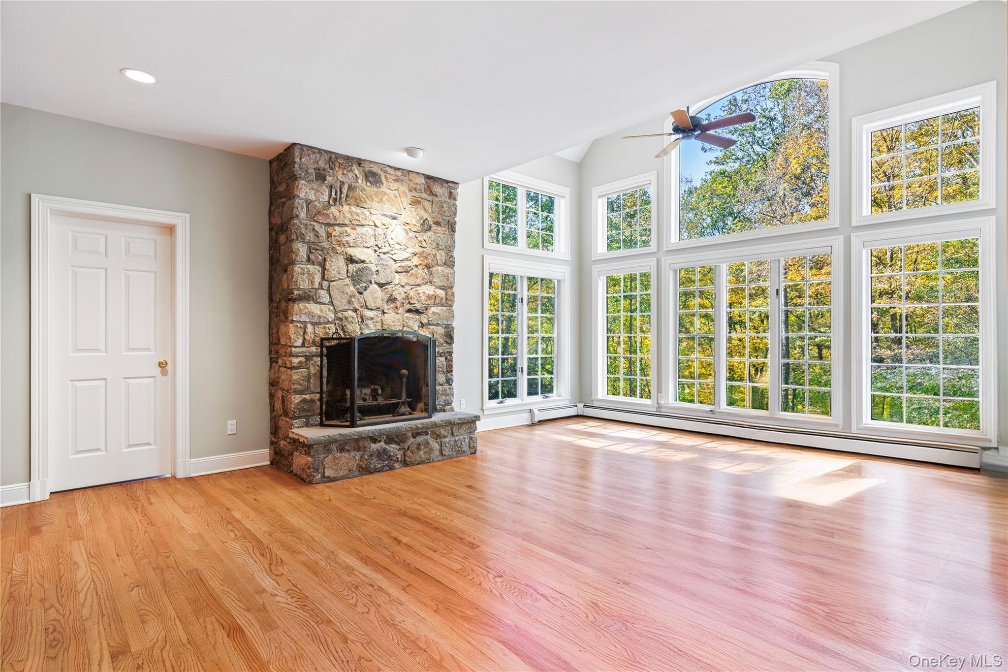 4 Hidden Valley Way, Bedford, NY 10506