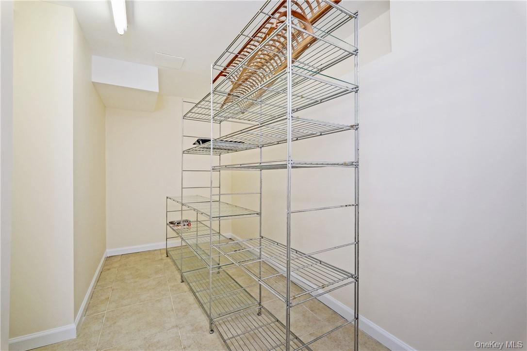 43 Palmer Avenue, Scarsdale, NY 10583