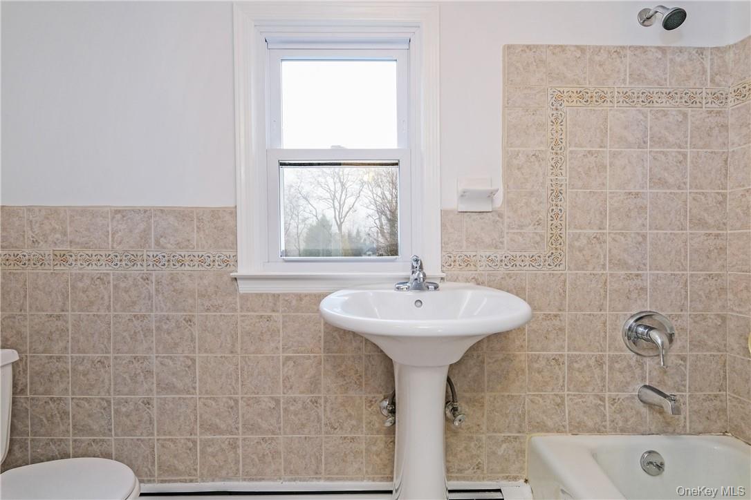 43 Palmer Avenue, Scarsdale, NY 10583