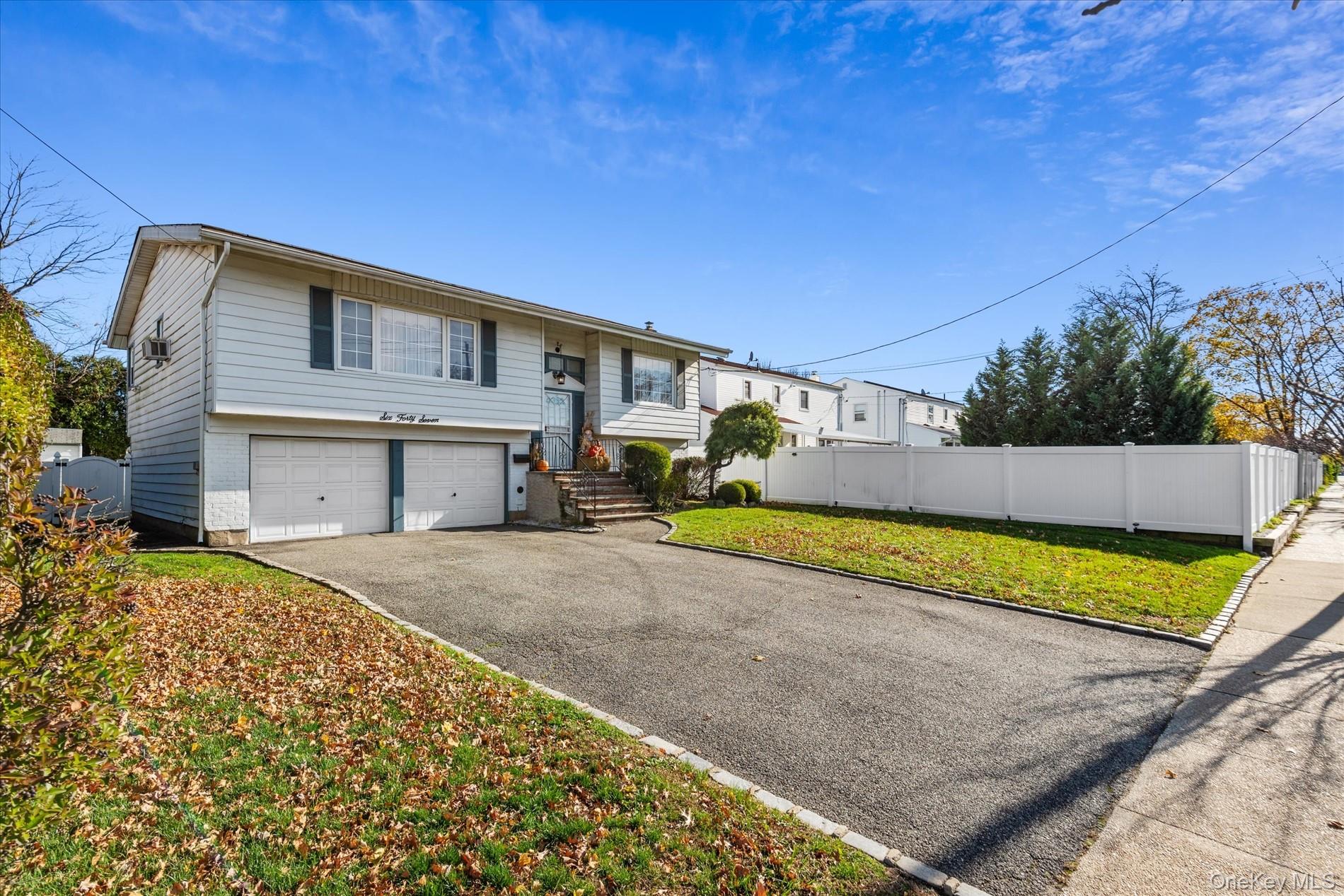 647 Seamans Neck Road, Seaford, NY 11783