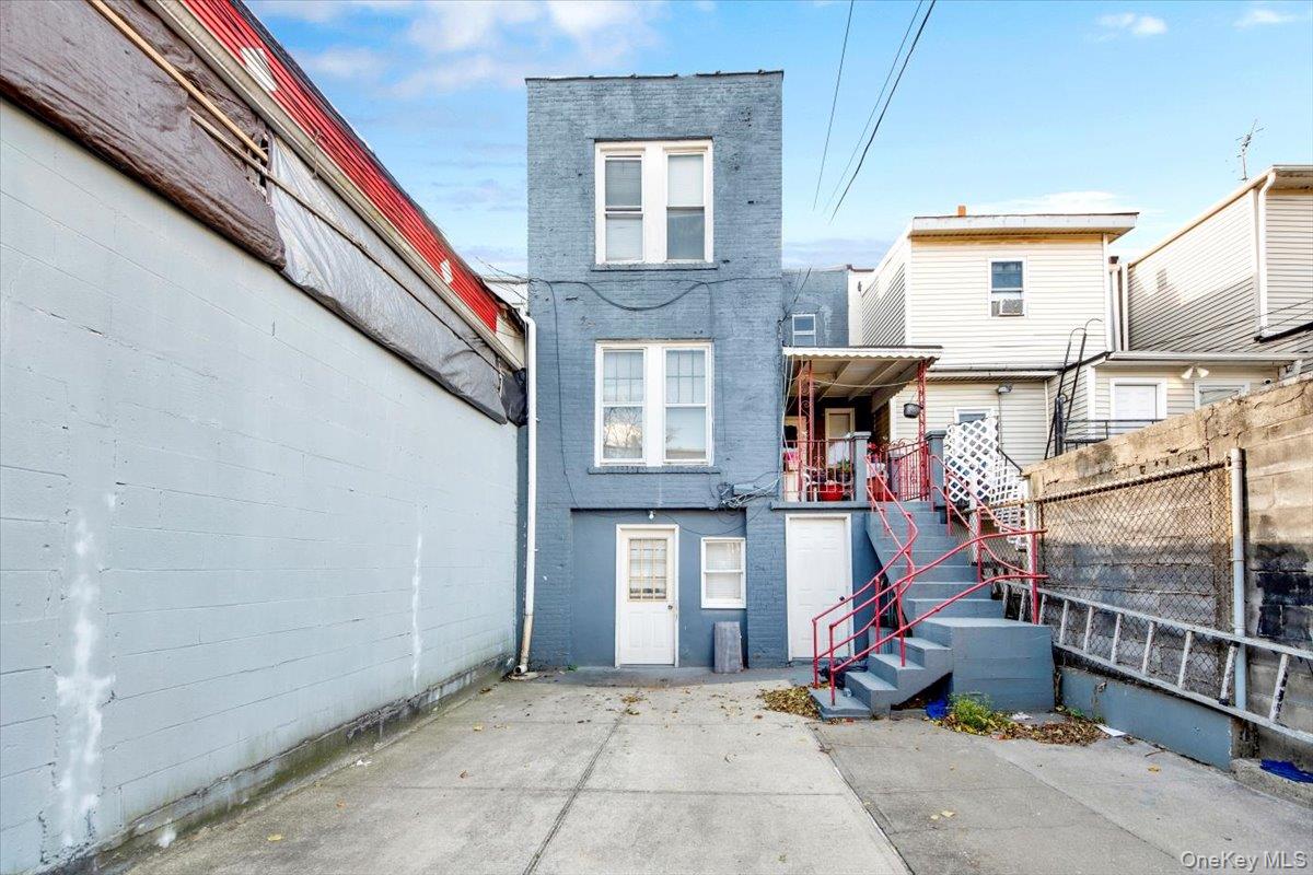 1238 Colgate Avenue, Bronx, NY 10472