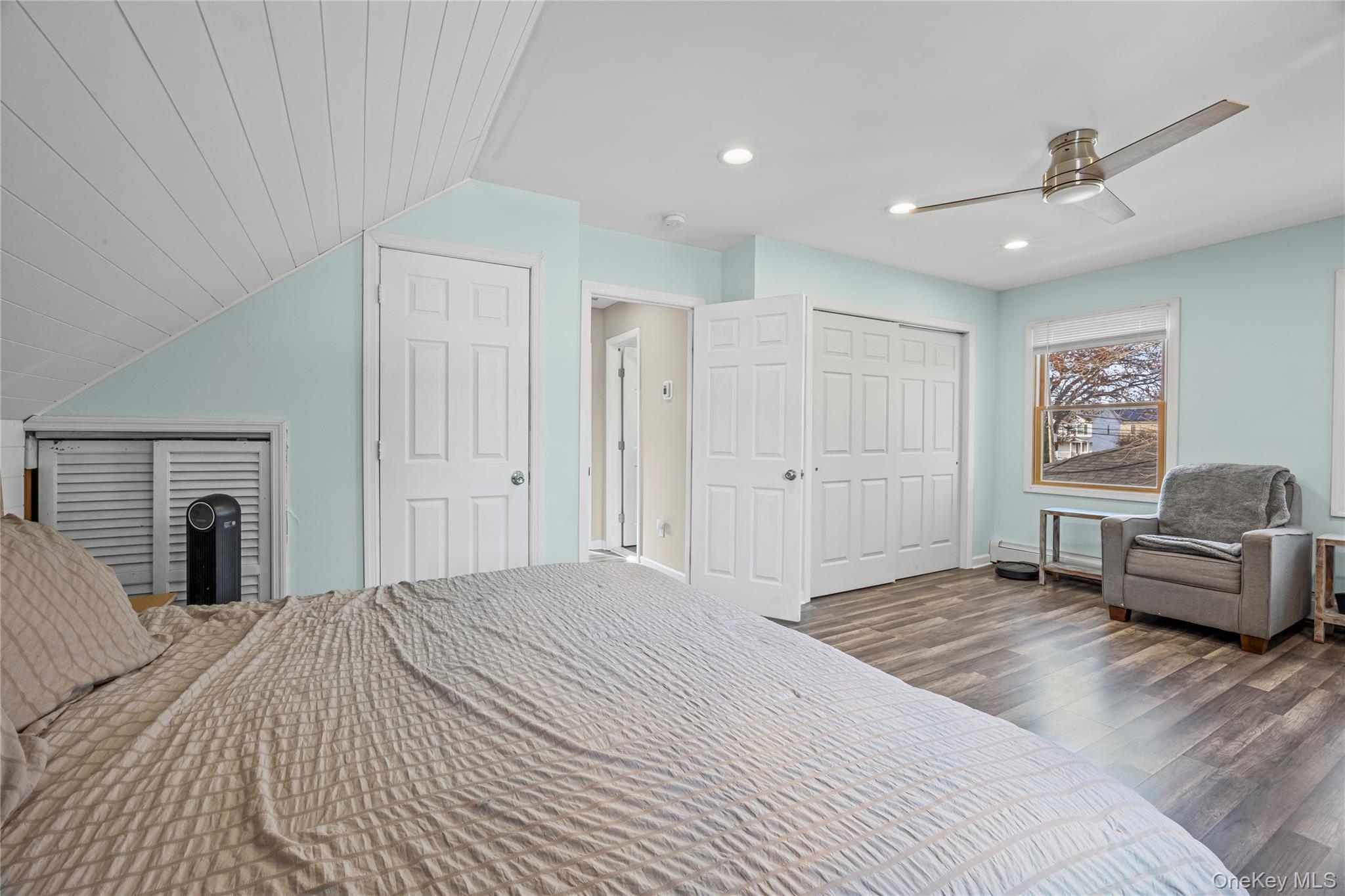 398 Concord Avenue, Lindenhurst, NY 11757