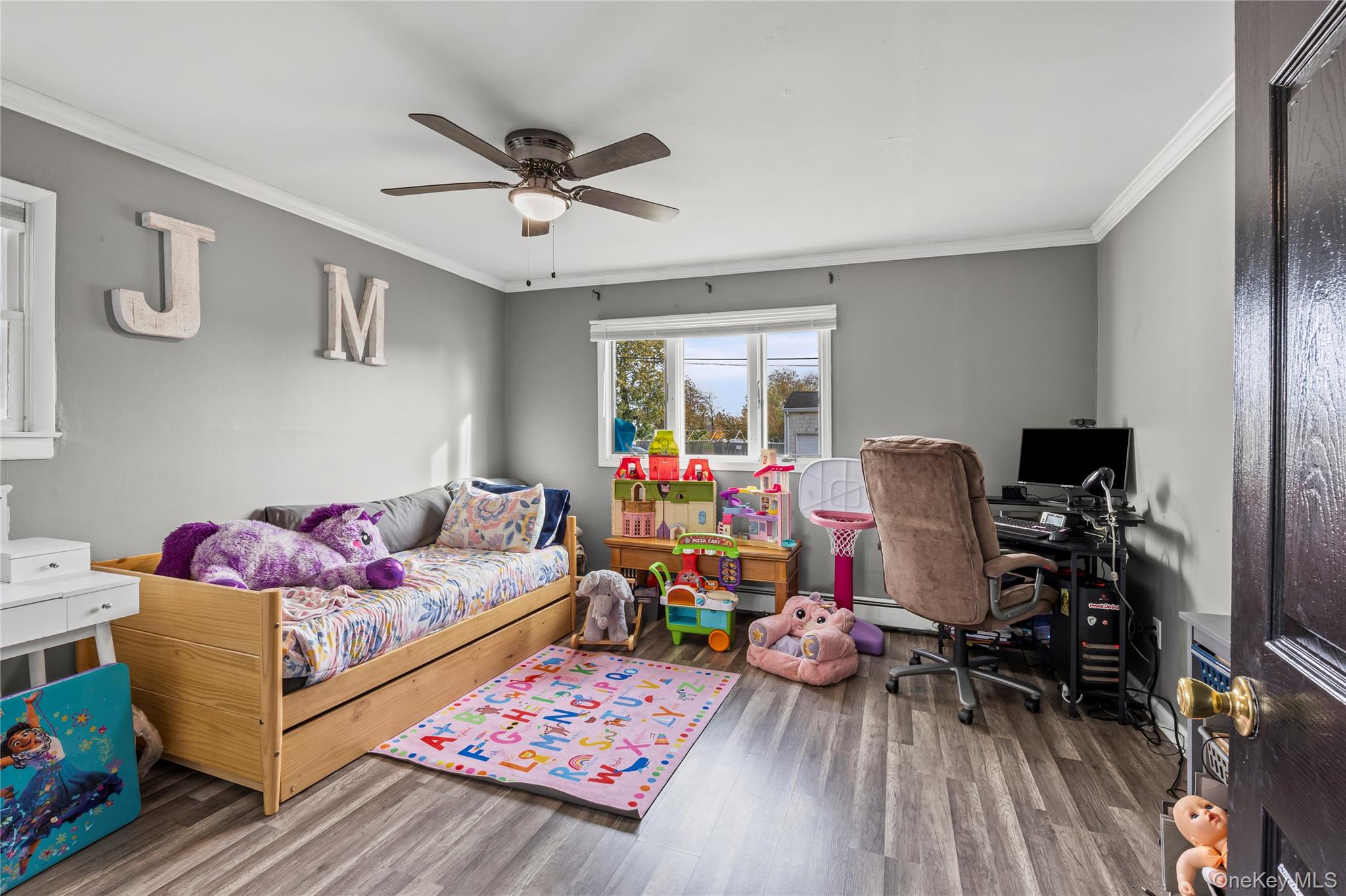 398 Concord Avenue, Lindenhurst, NY 11757