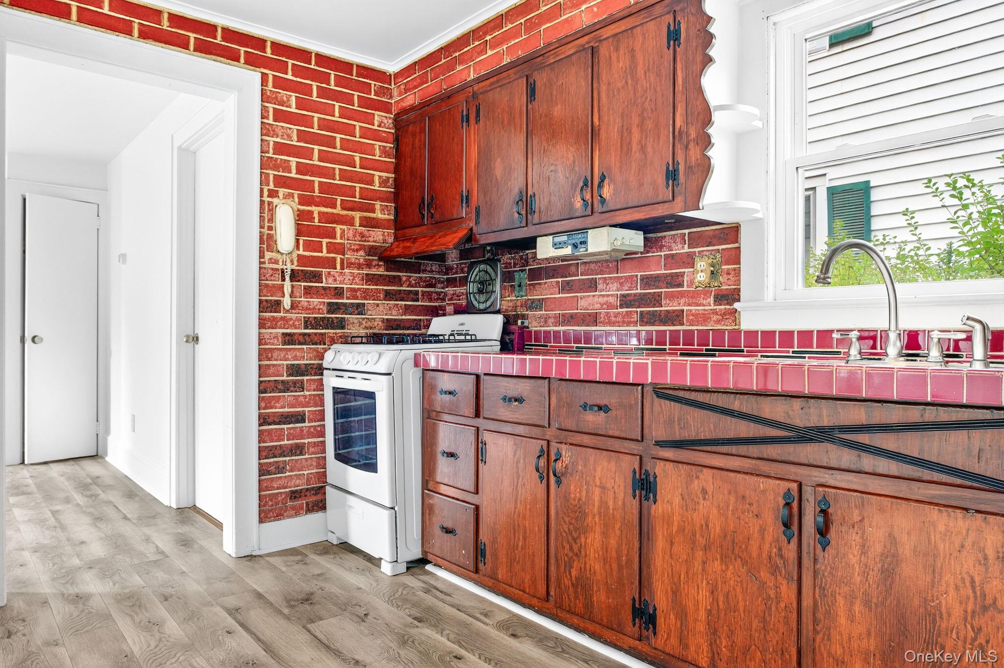 62 Foxhall Avenue, Kingston, NY 12401