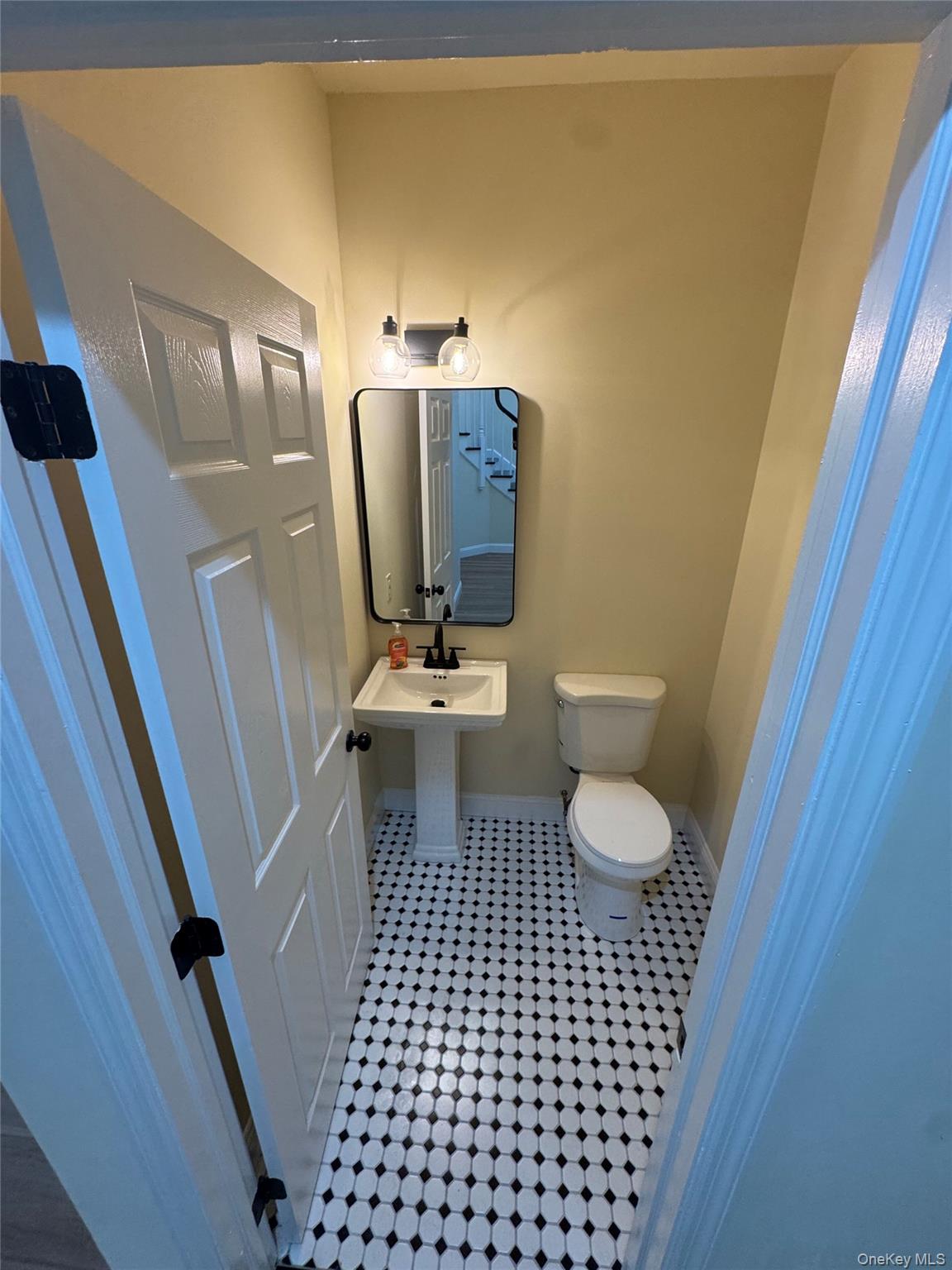 12 Dodge Street, Poughquag, NY 12570