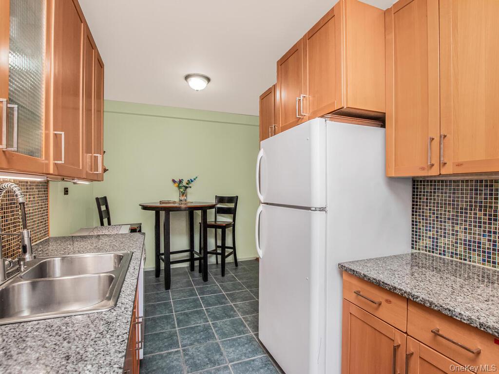 3725 Henry Hudson Parkway # 5H, Bronx, NY 10463