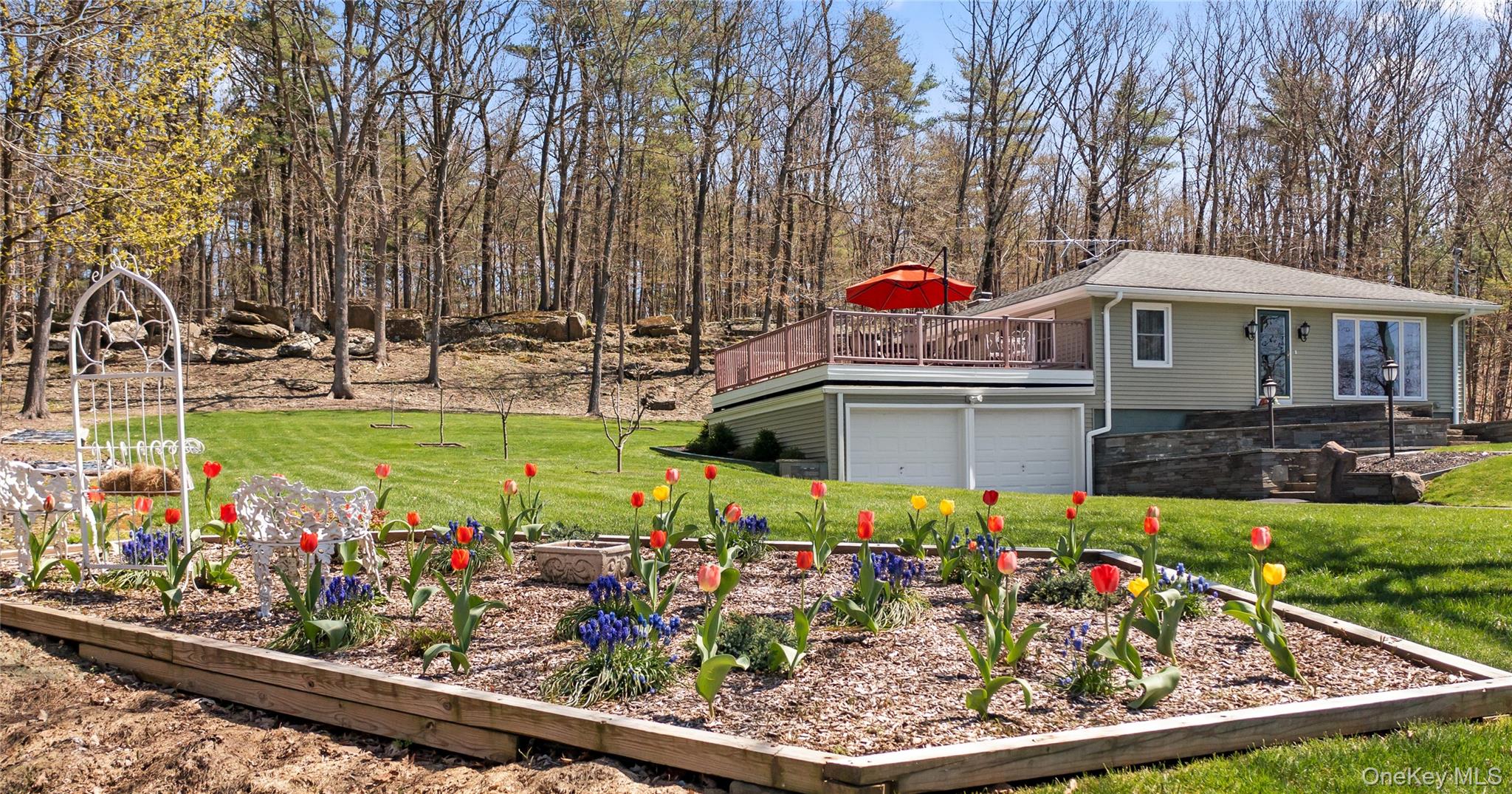 412 Vosenkill Road, Athens, NY 12015