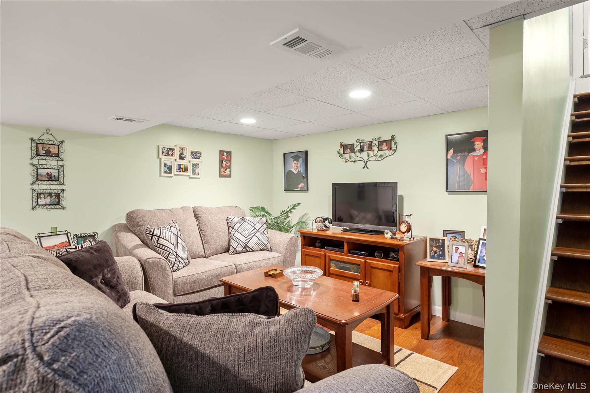 412 Vosenkill Road, Athens, NY 12015