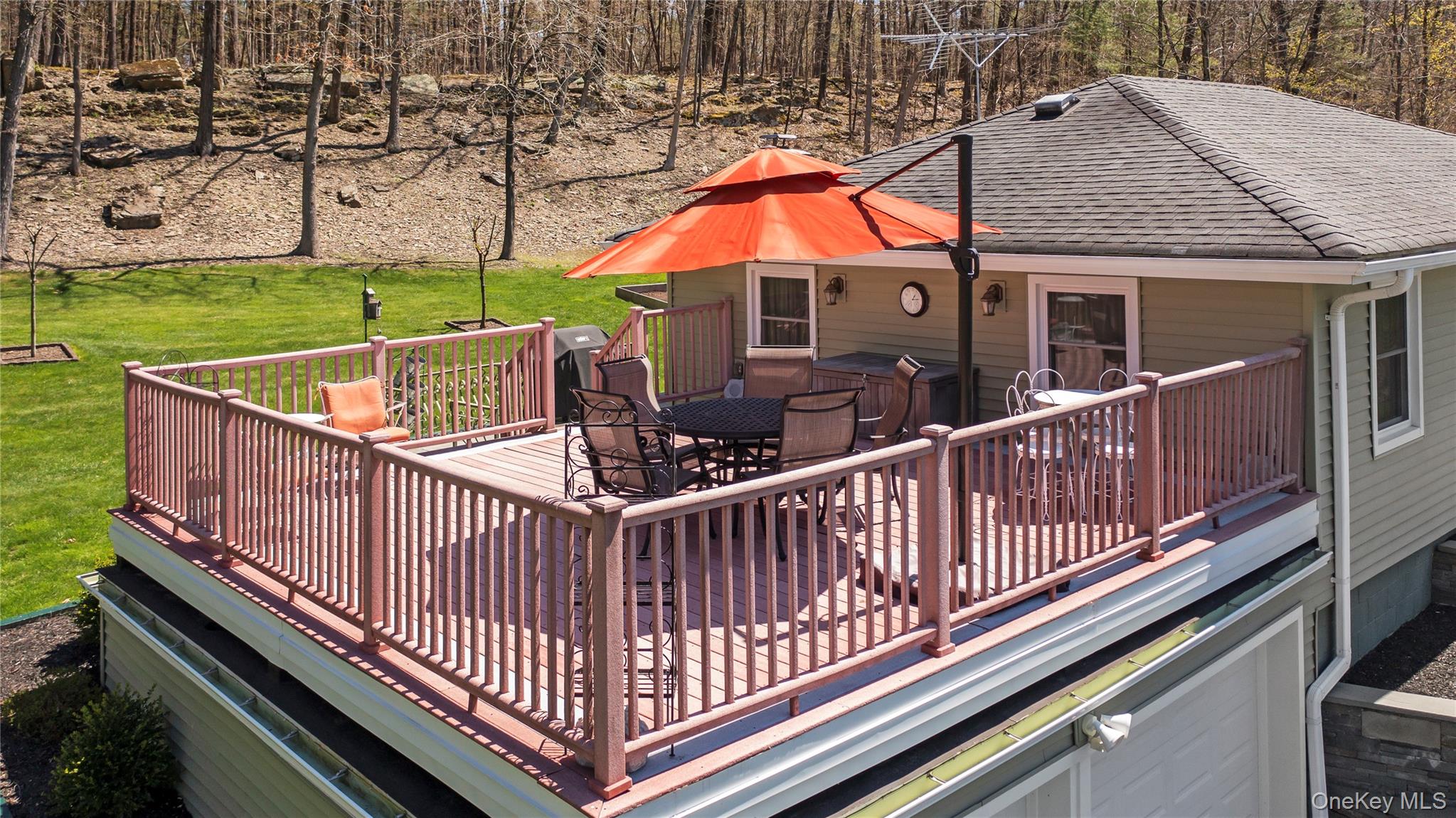 412 Vosenkill Road, Athens, NY 12015