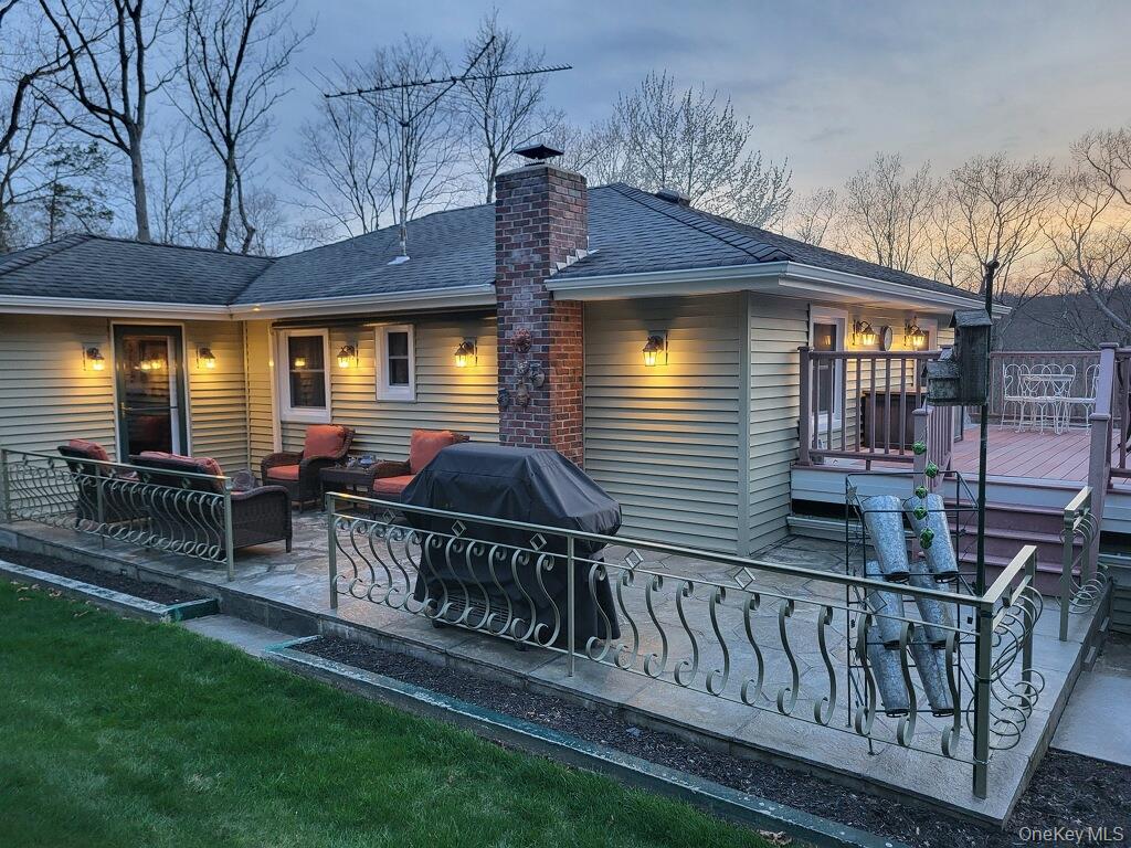 412 Vosenkill Road, Athens, NY 12015