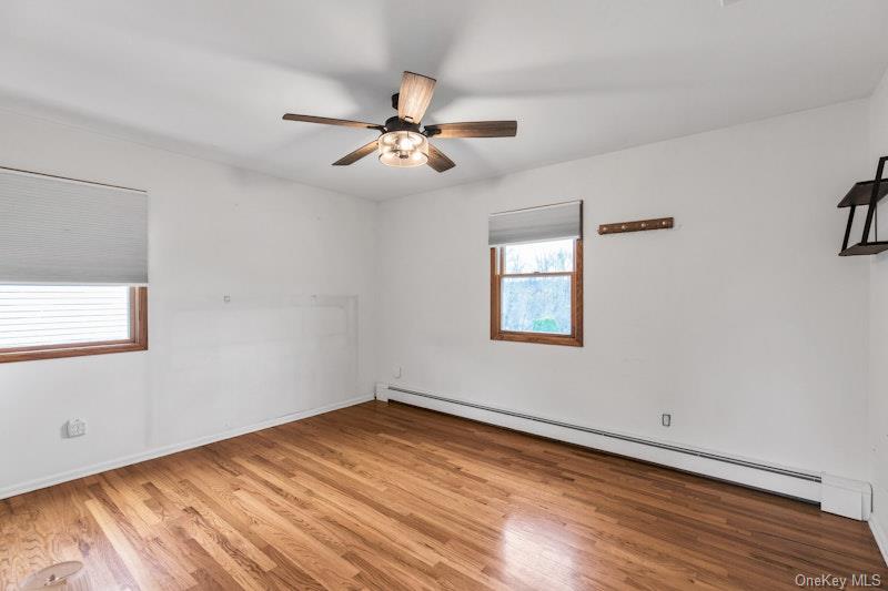 3 Bayview Place, Locust Valley, NY 11560