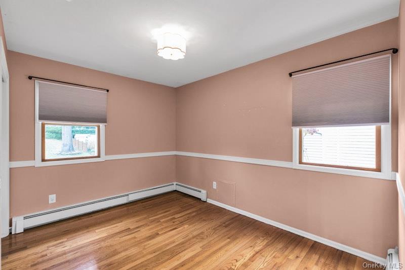 3 Bayview Place, Locust Valley, NY 11560