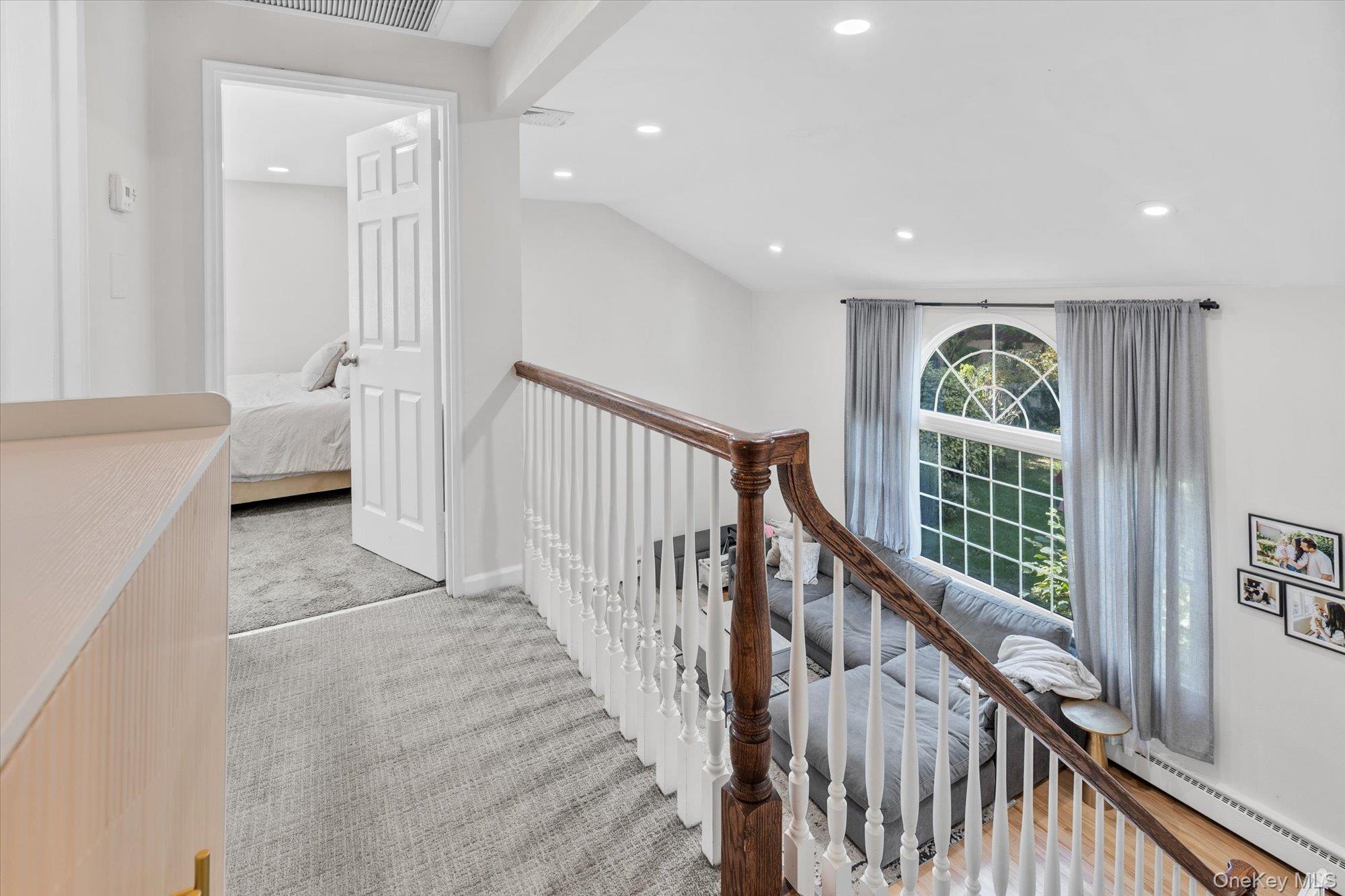 23 Skyview Place, Melville, NY 11747