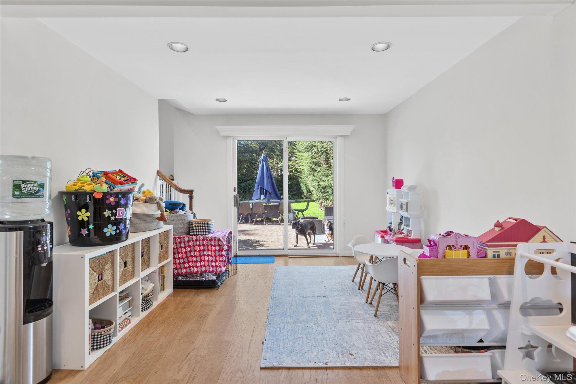 23 Skyview Place, Melville, NY 11747