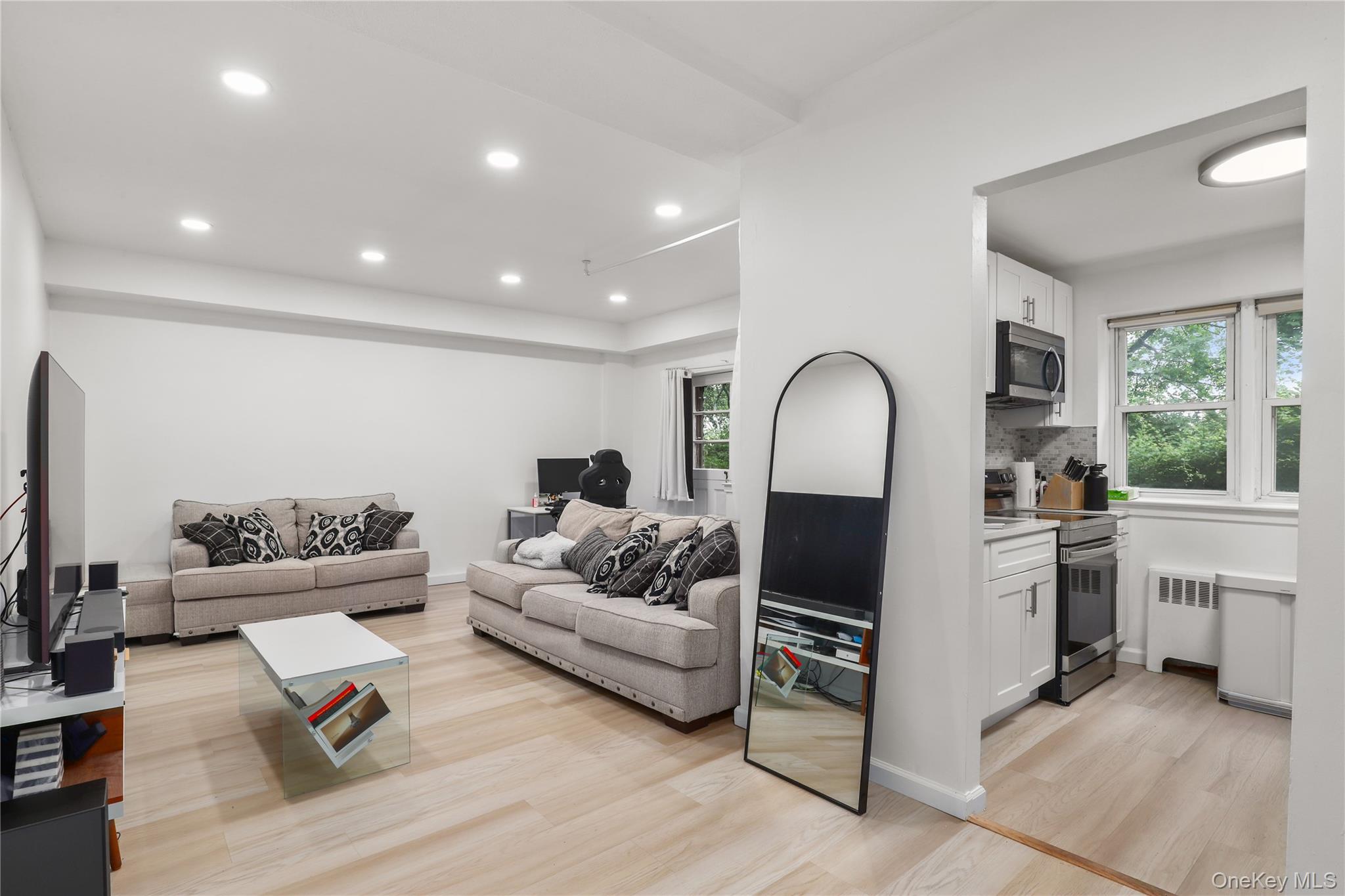 140 N Broadway # IT9, Irvington, NY 10533