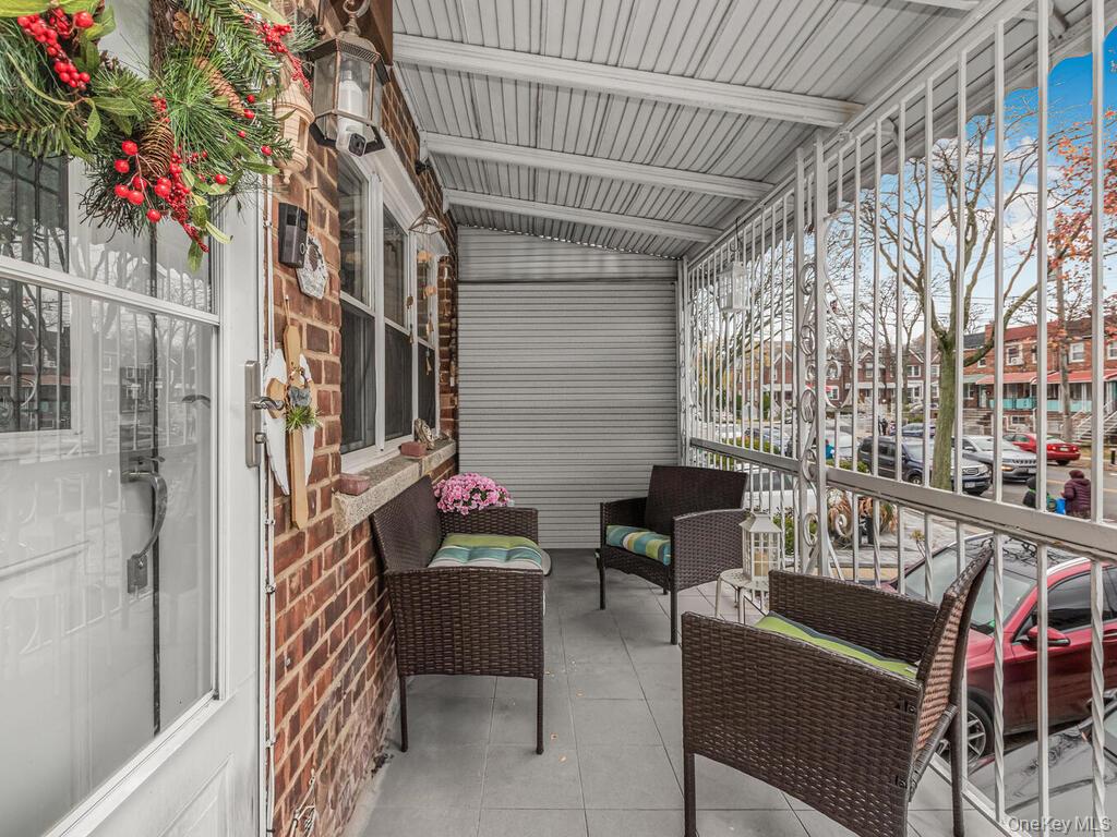 1918 Pitman Avenue, Bronx, NY 10466