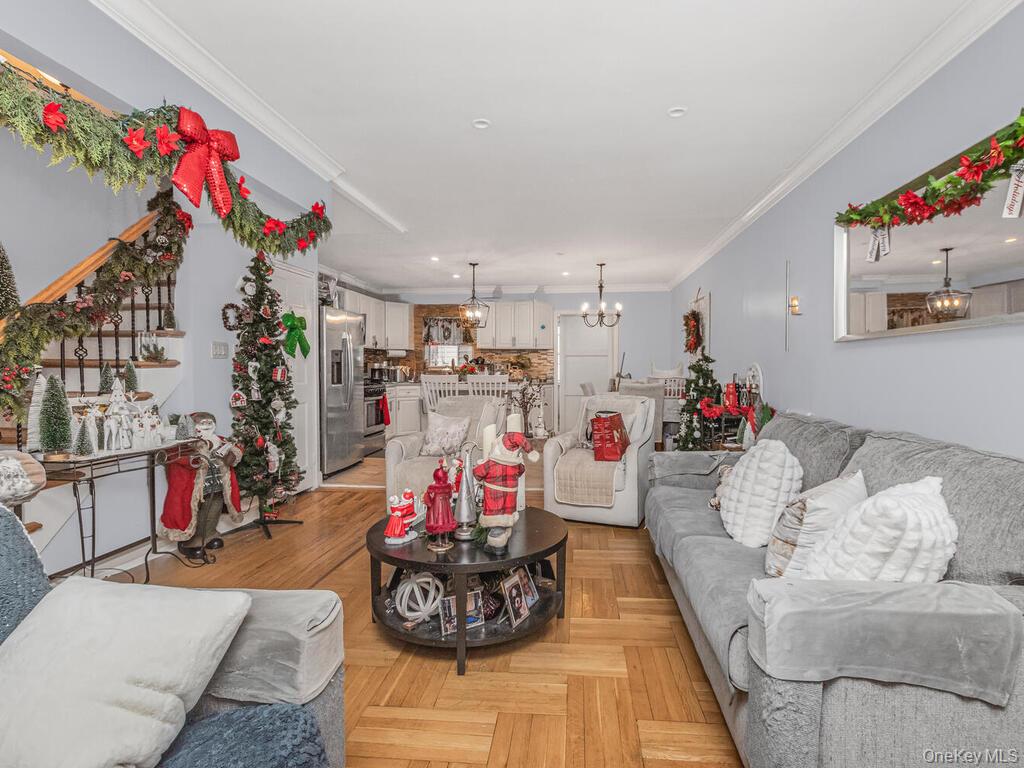 1918 Pitman Avenue, Bronx, NY 10466