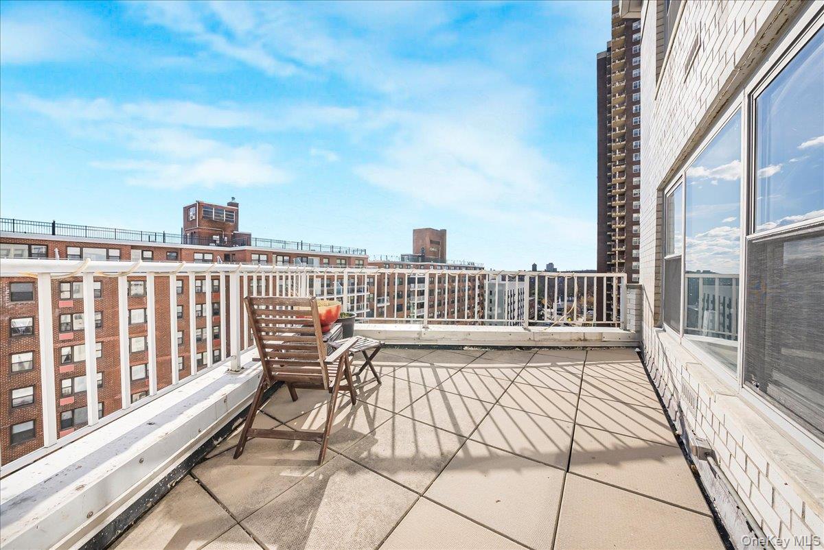 125-10 Queens Boulevard # 1411, Kew Gardens, NY 11415