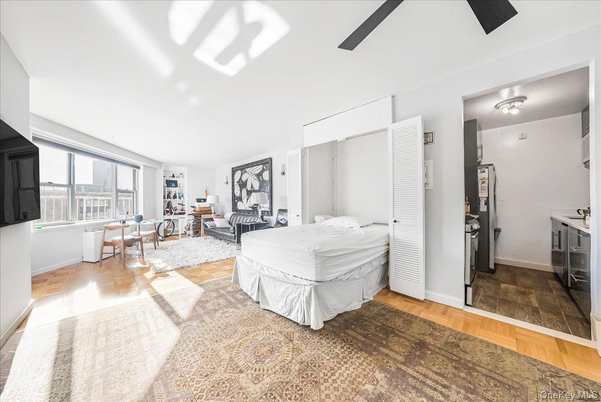 125-10 Queens Boulevard # 1411, Kew Gardens, NY 11415