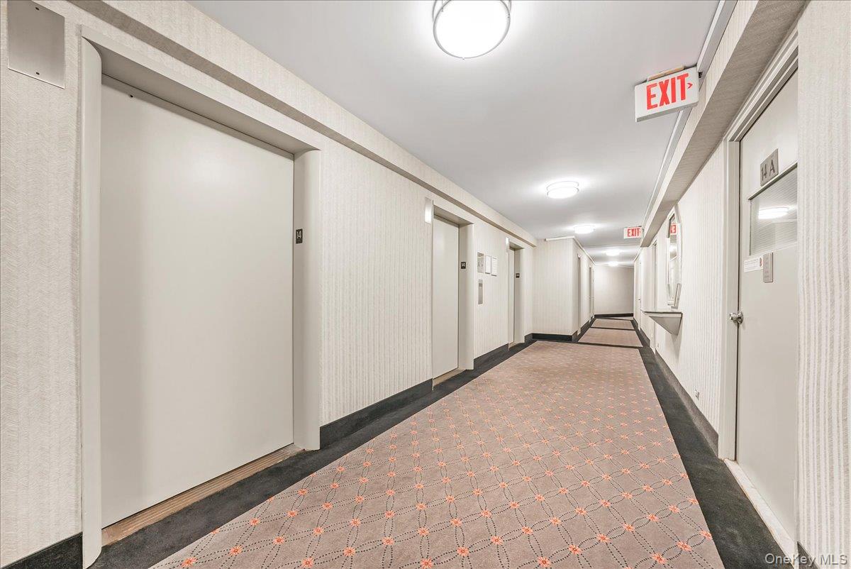 125-10 Queens Boulevard # 1411, Kew Gardens, NY 11415