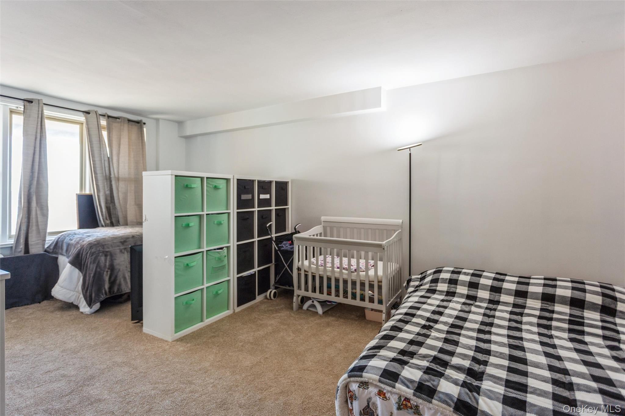 560 W Broadway # 2A, Long Beach, NY 11561