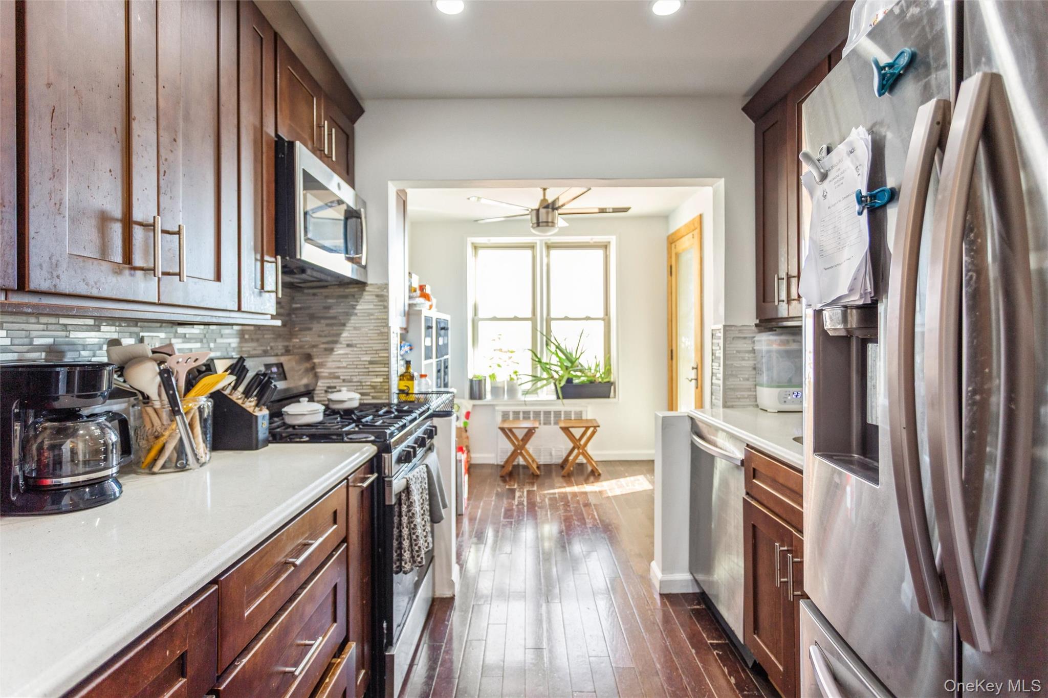 560 W Broadway # 2A, Long Beach, NY 11561