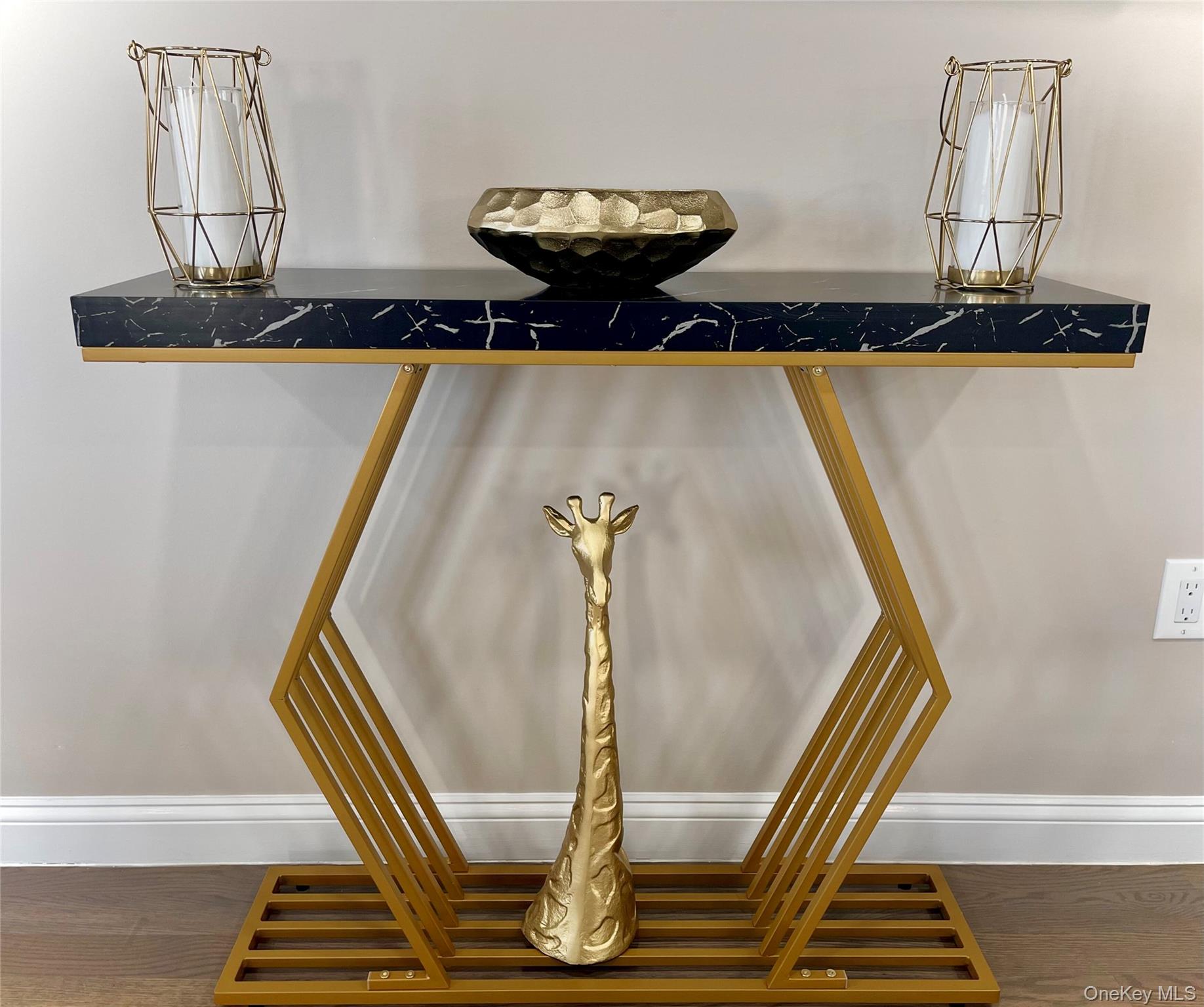 91 E Fulton Street, Long Beach, NY 11561