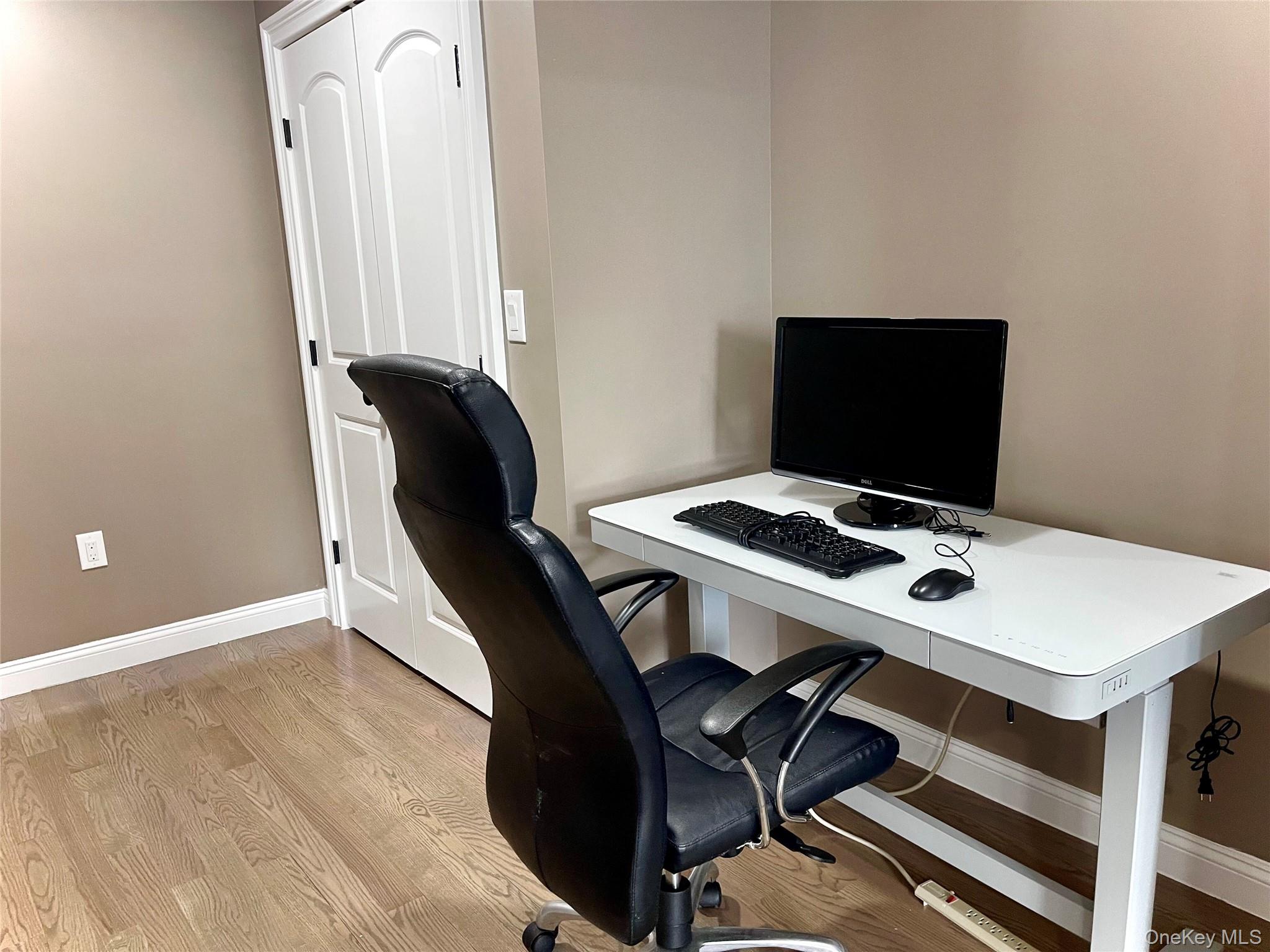 91 E Fulton Street, Long Beach, NY 11561