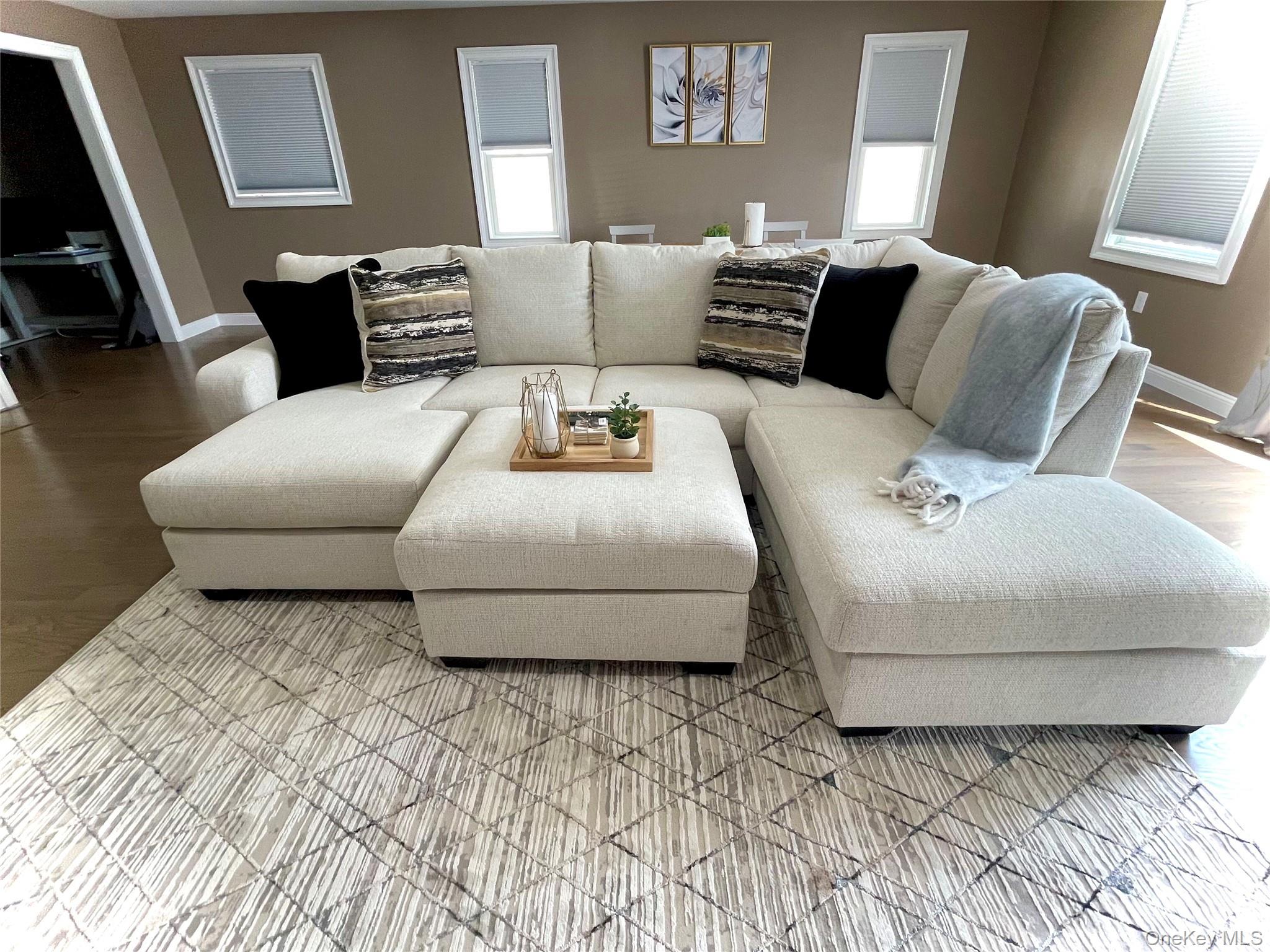 91 E Fulton Street, Long Beach, NY 11561