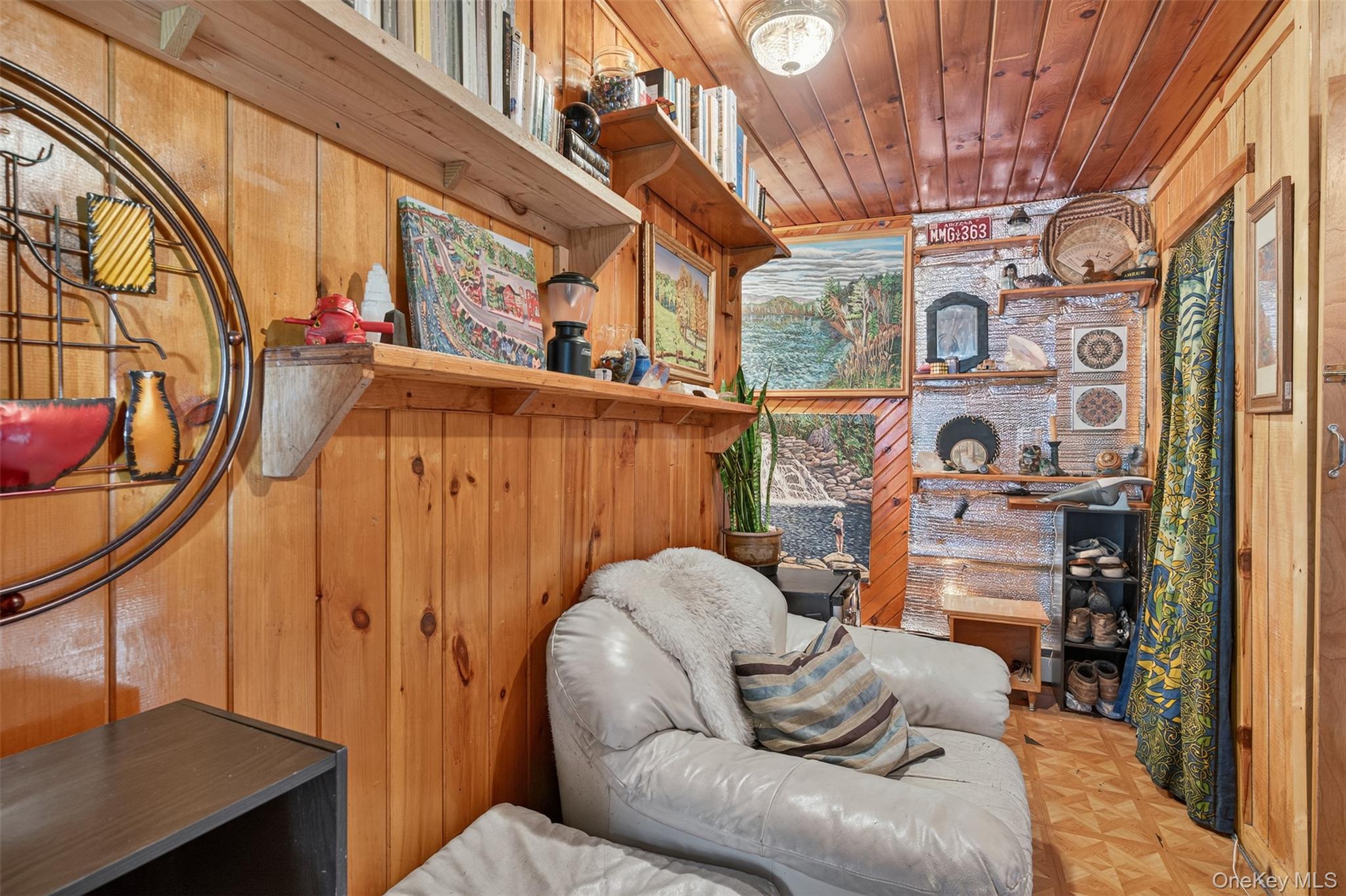 423 Main Street, Rosendale, NY 12472