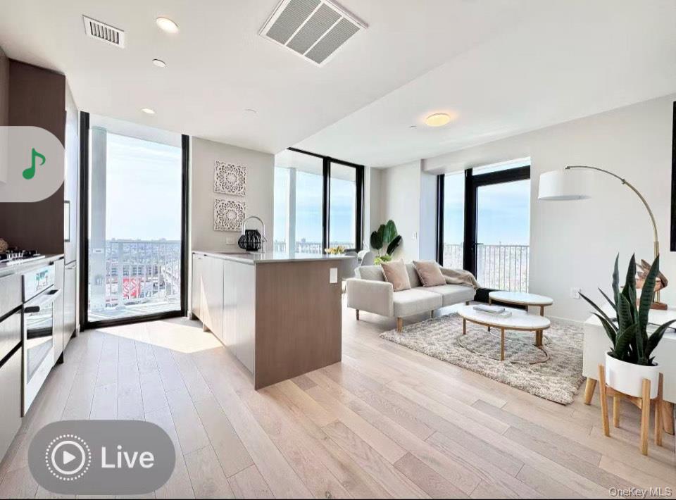 131-02A 40 Road # 17I, Flushing, NY 11354