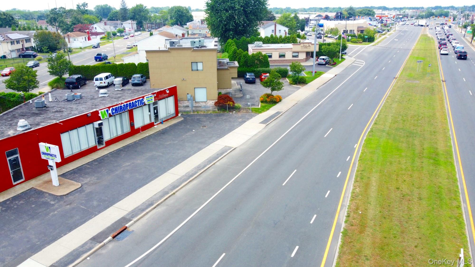 900 Route 109, Lindenhurst, NY 11757