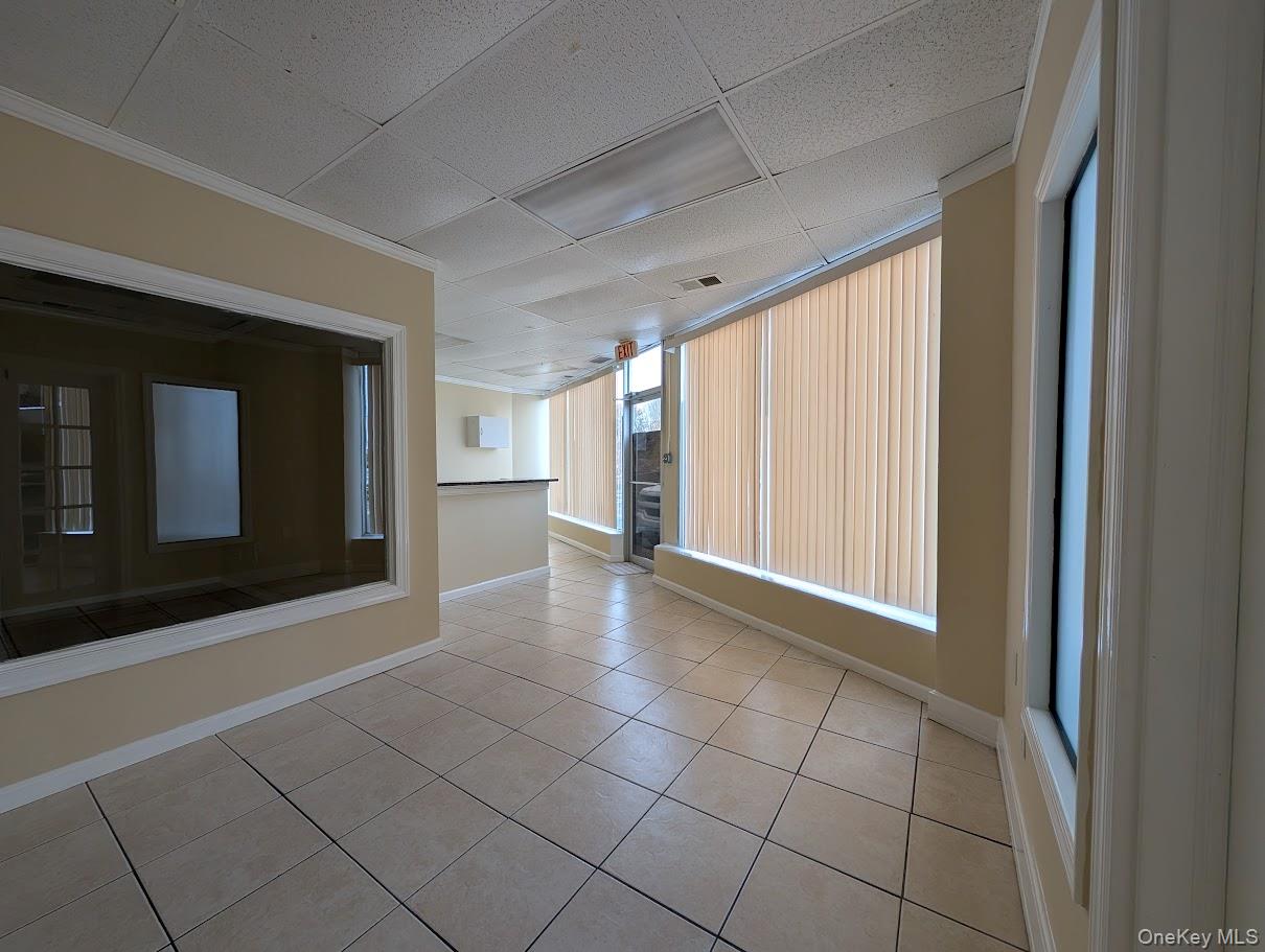 900 Route 109, Lindenhurst, NY 11757