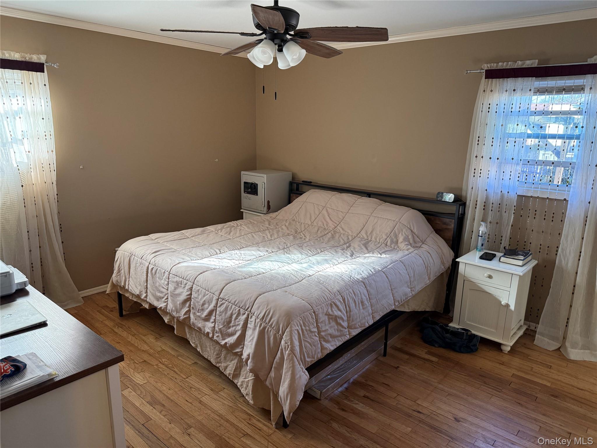 613 Madison Avenue, Lindenhurst, NY 11757