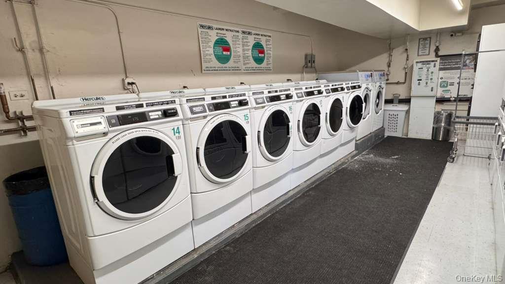 141-05 Pershing Crescent # 416, Briarwood, NY 11435