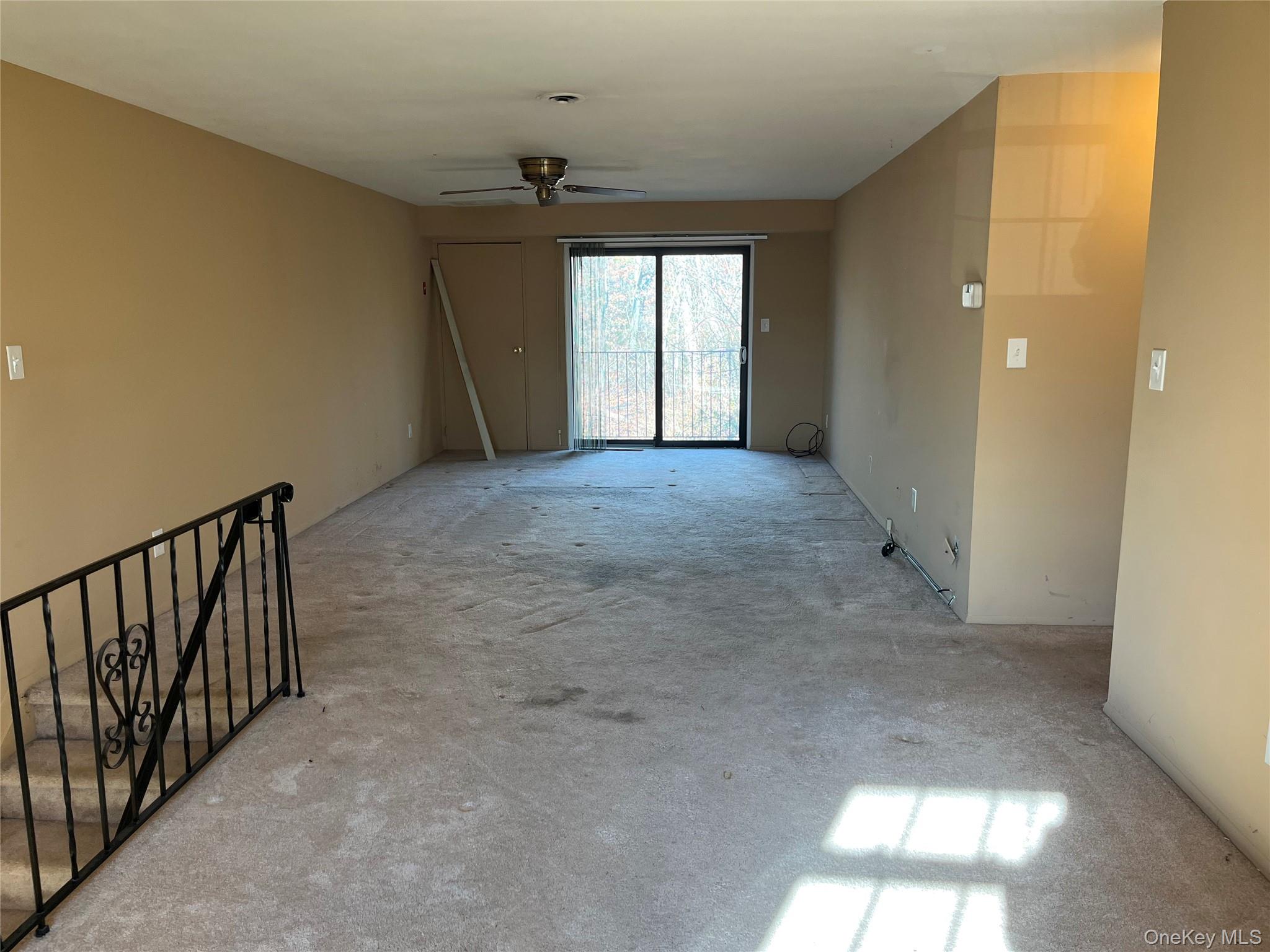 45 Newbrook Lane # 45, Bay Shore, NY 11706