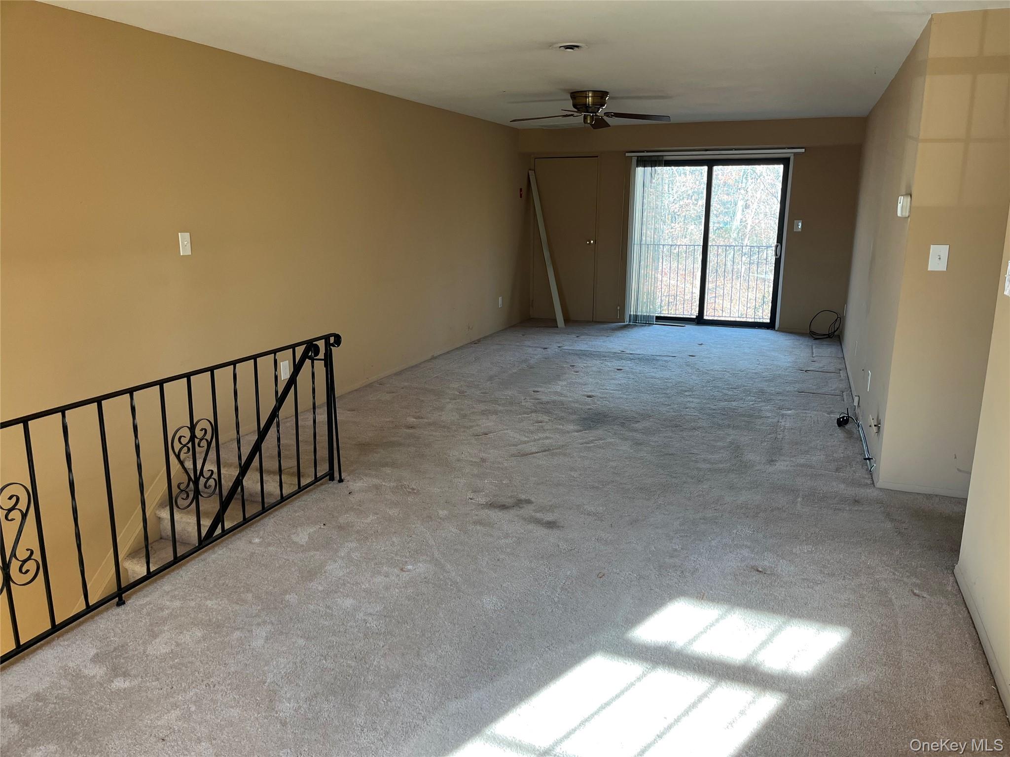 45 Newbrook Lane # 45, Bay Shore, NY 11706