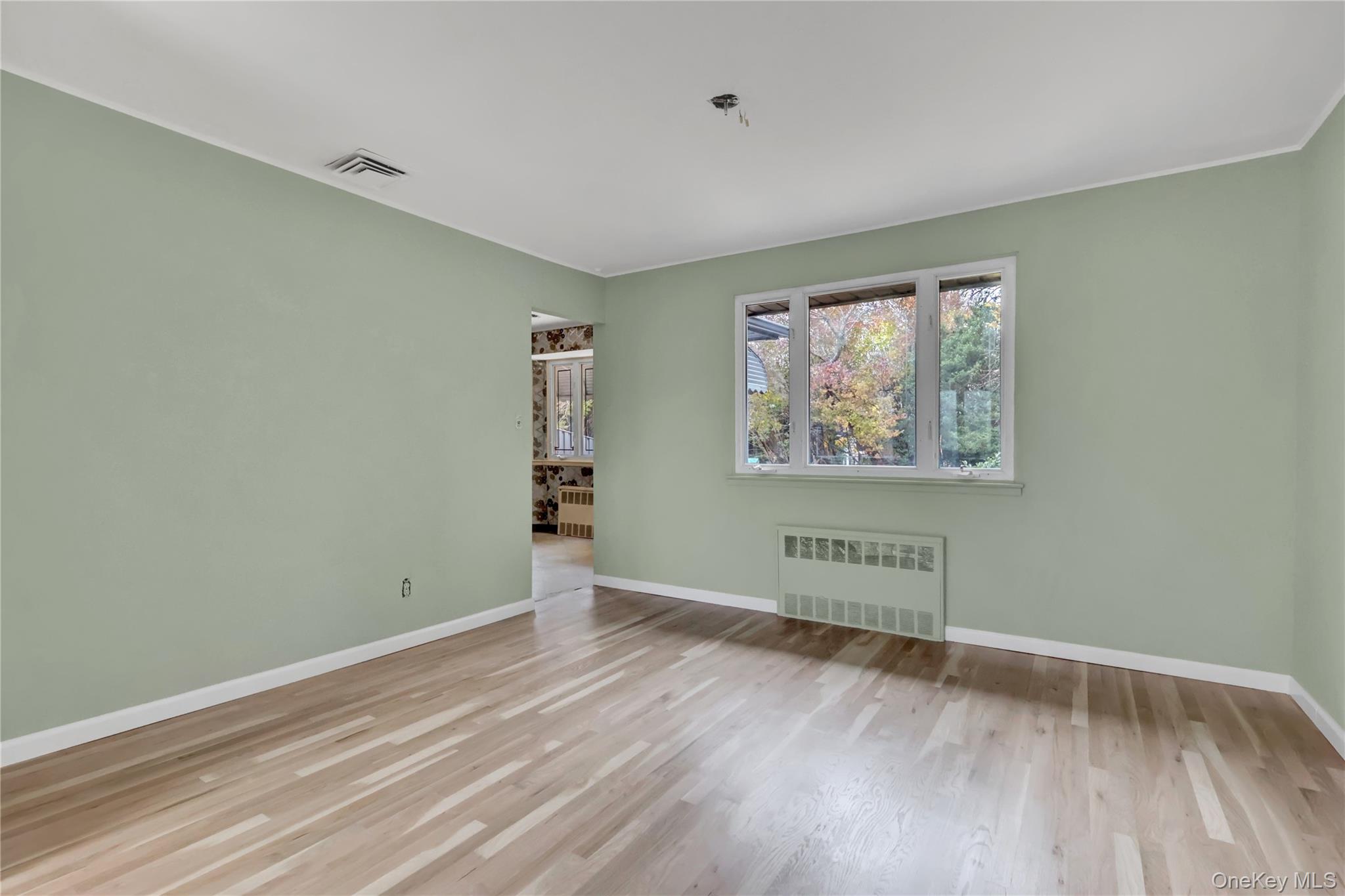 101 Beverly Place, Levittown, NY 11756