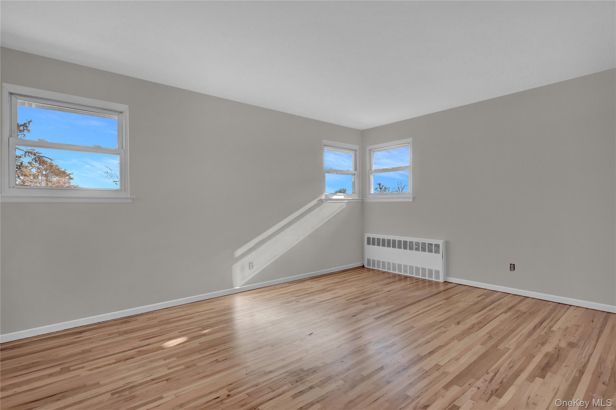 101 Beverly Place, Levittown, NY 11756