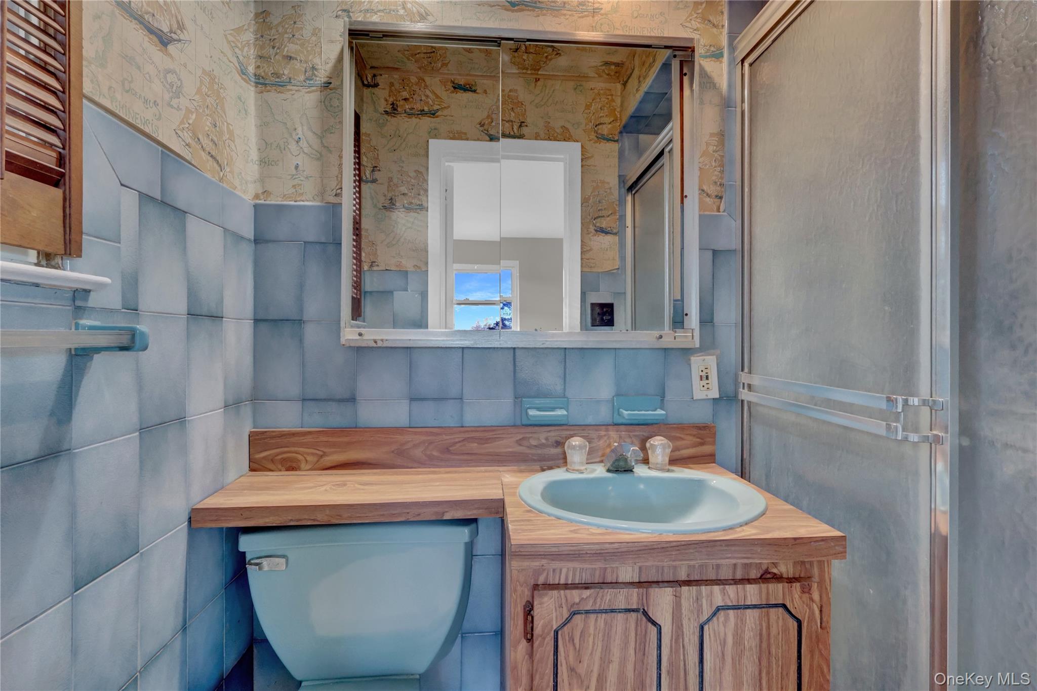 101 Beverly Place, Levittown, NY 11756