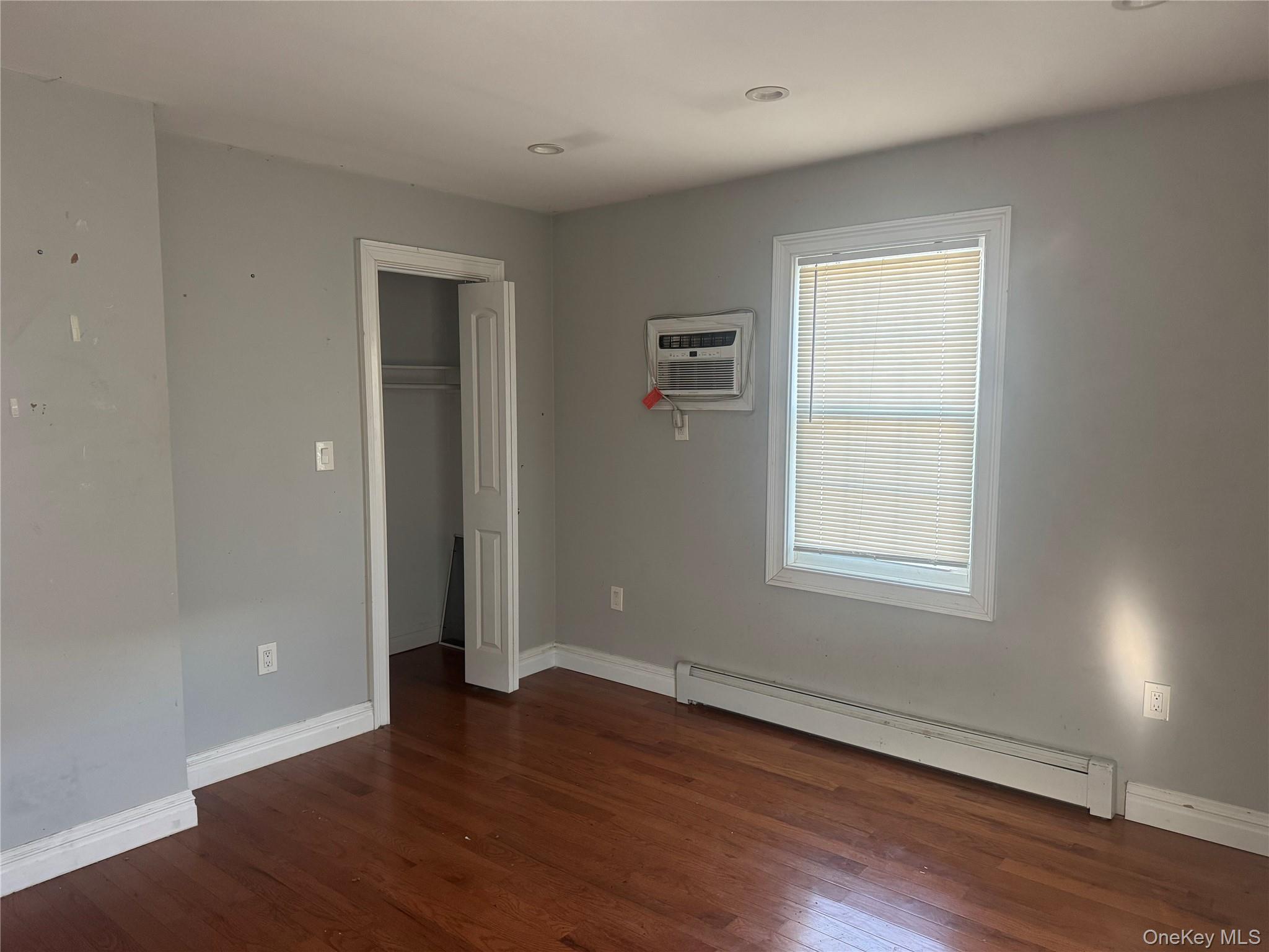 614 Monroe Boulevard # Upper, Long Beach, NY 11561